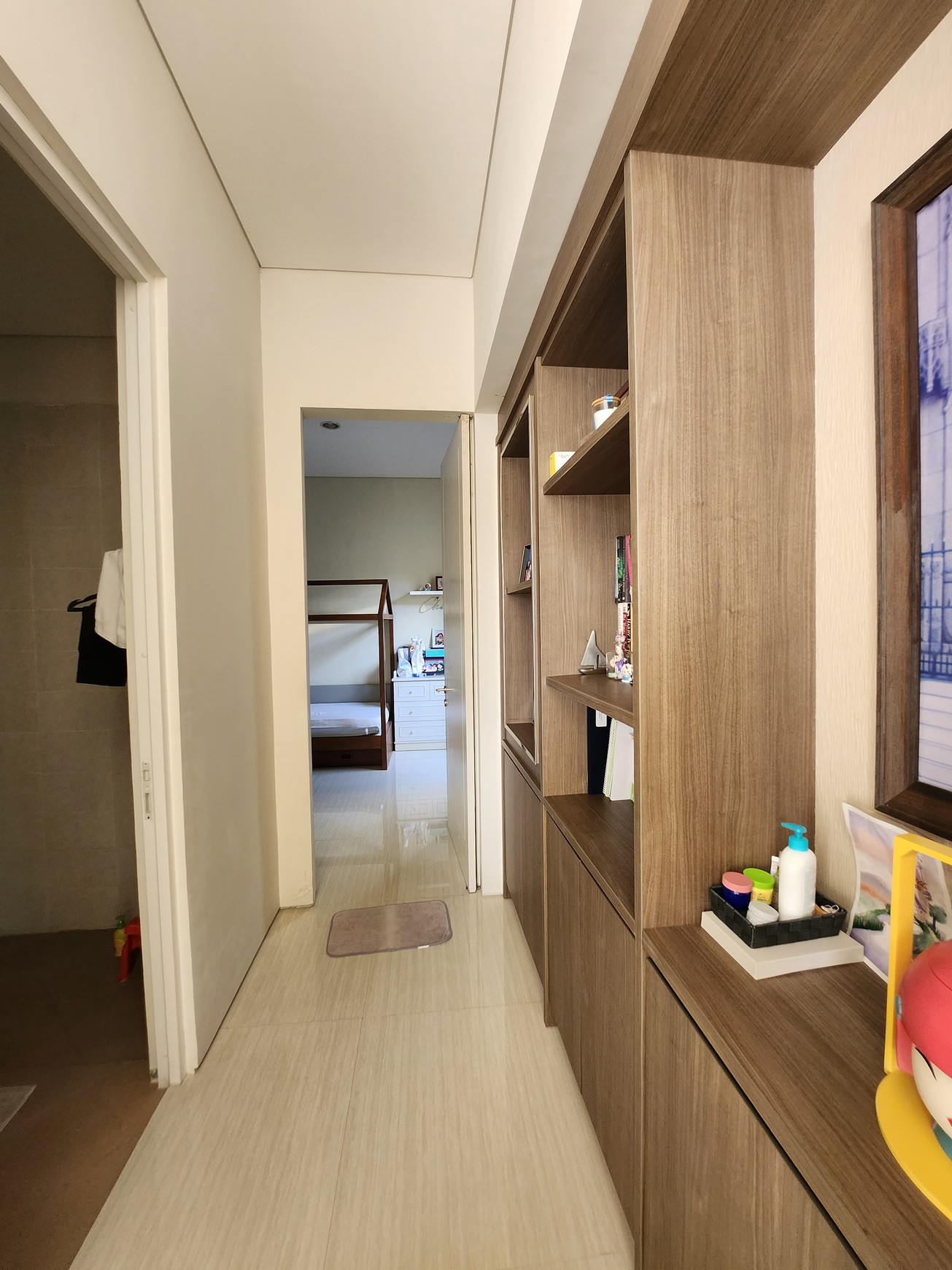 ROYAL RESIDENCE FURNIS ROW LEBAR 3M- AN WIYUNG SURABAYA