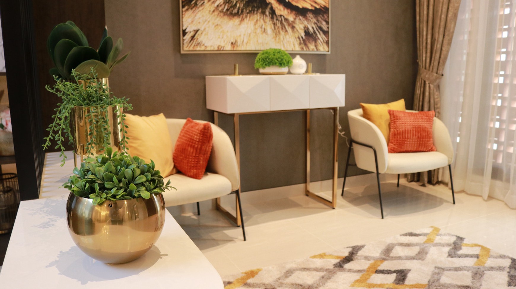 Dijual Rumah Bagus 2 Lantai di Summarecon Cluster Emily