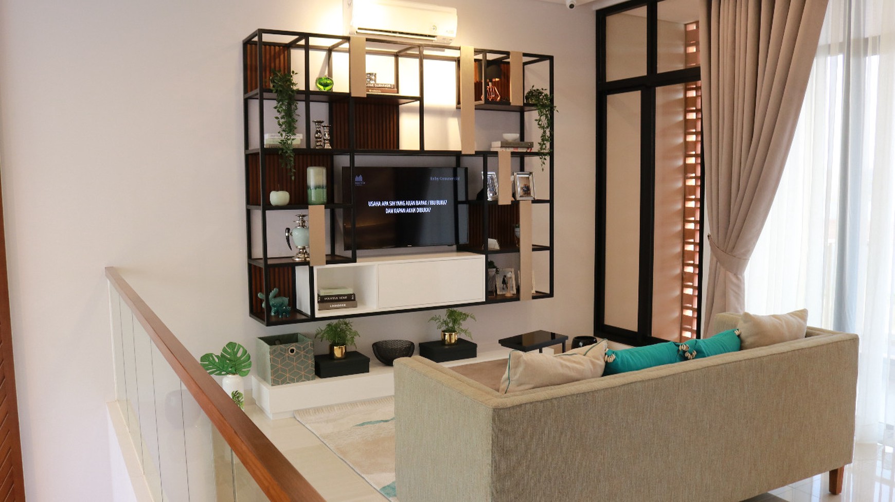 Dijual Rumah Bagus 2 Lantai di Summarecon Cluster Emily