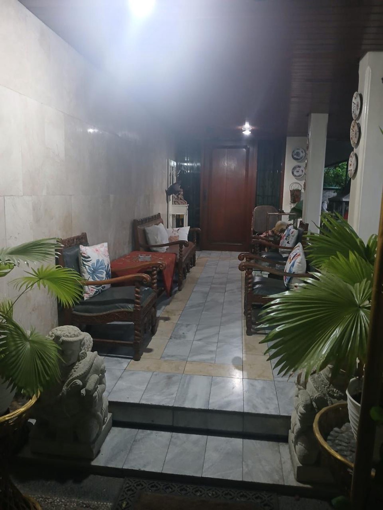 Di Jual Rumah lokasi di Jl. Kaplongan Rawamangun - Jakarta Timur