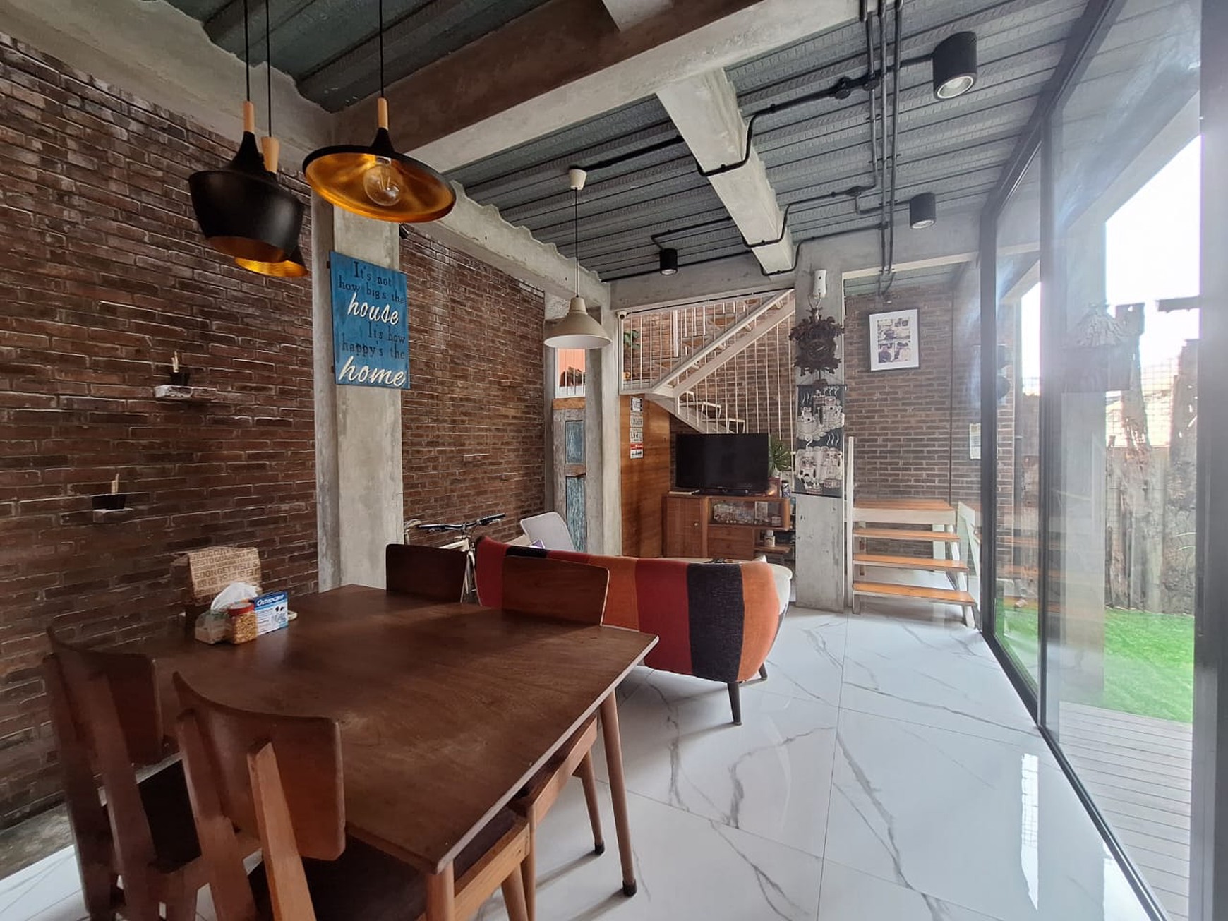 Rumah Bagus,nyaman Di Ozone Residence Veteran Bintaro Jakarta Selatan