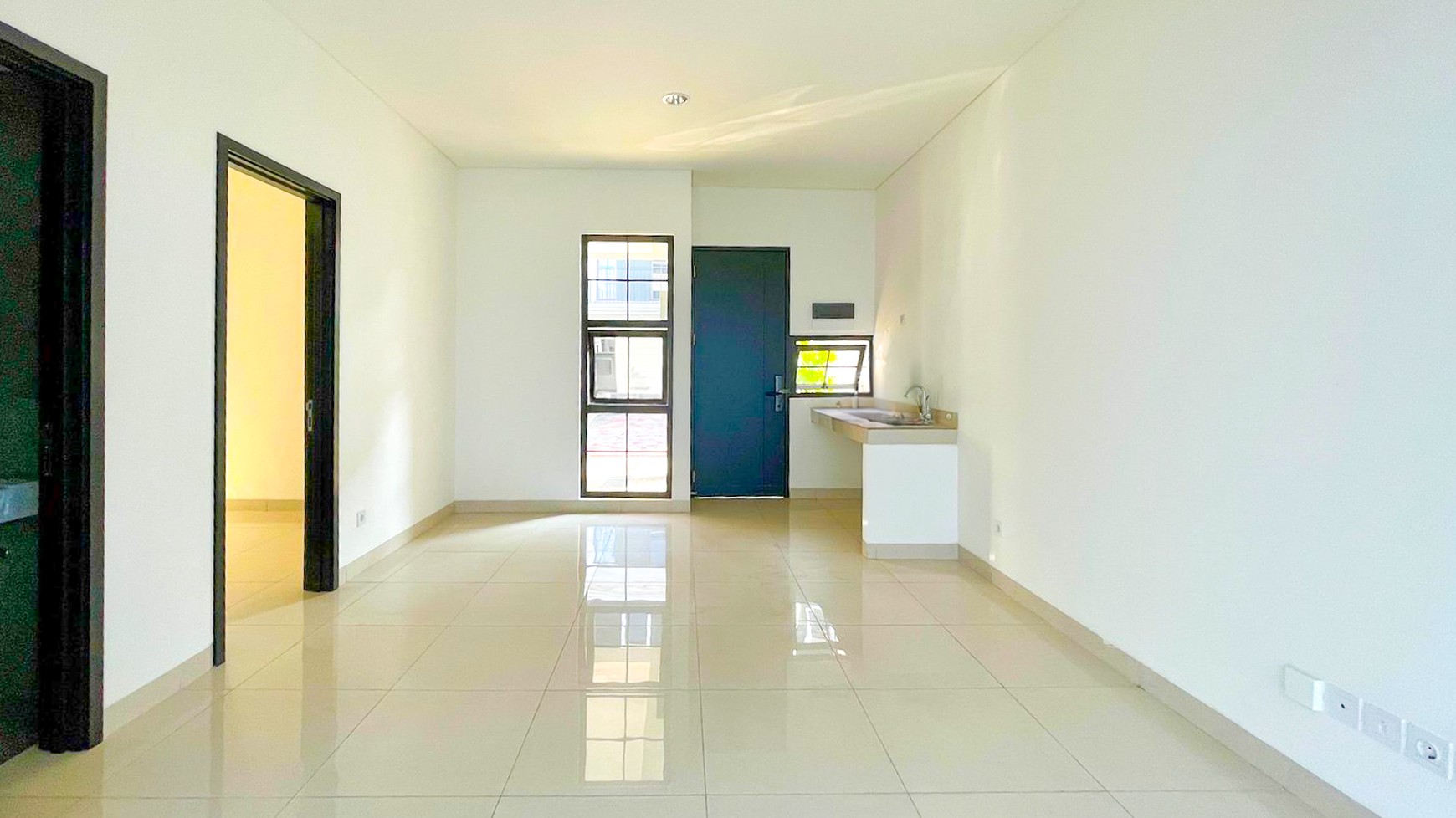Rumah Maison De Wisteria, Cluster Baldwin, Metland Cakung, Siap Huni, Lokasi Strategis, Dekat Kelapa Gading.