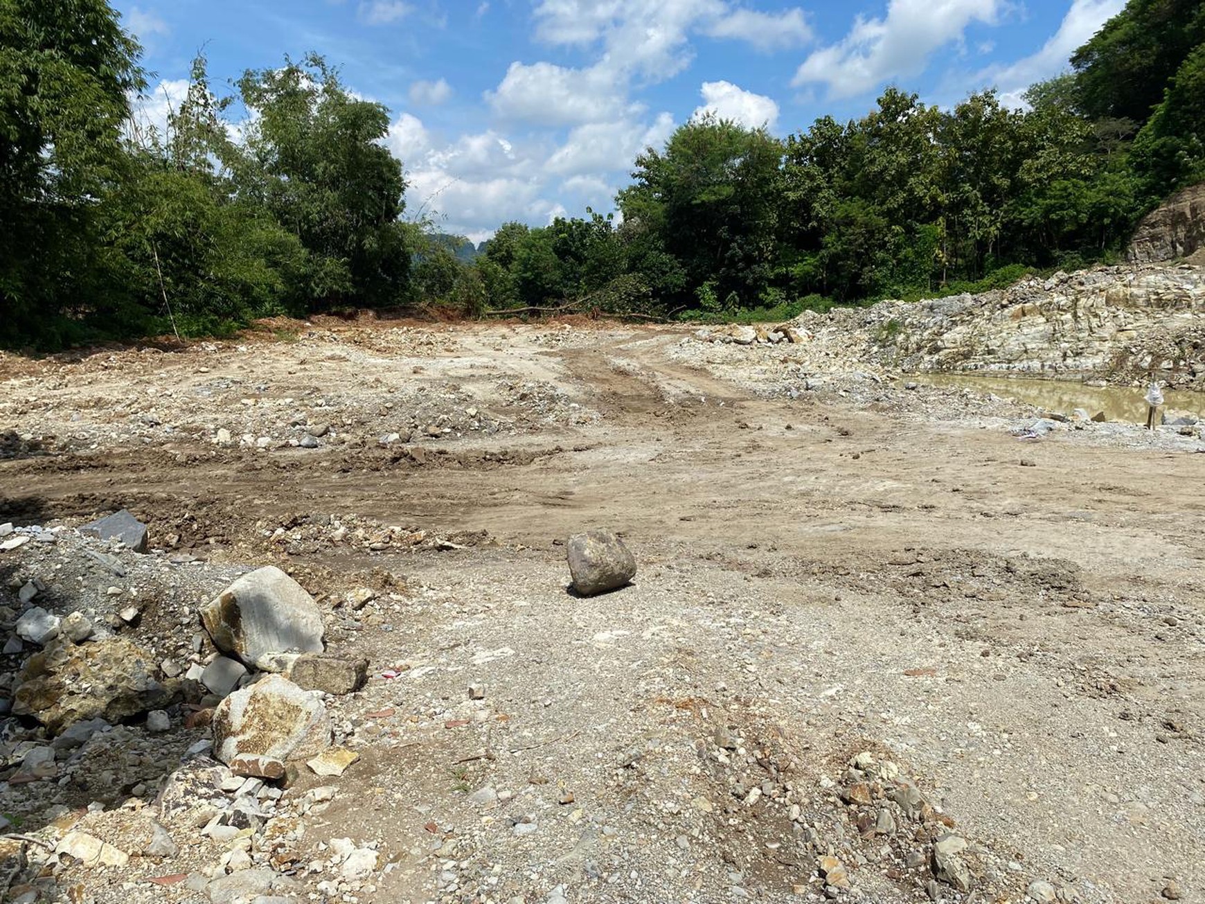 Lahan Kosong 12.545 Meter Persegi Cocok Untuk Kavling Perumahan Lokasi Banyakan Piyungan Bantul