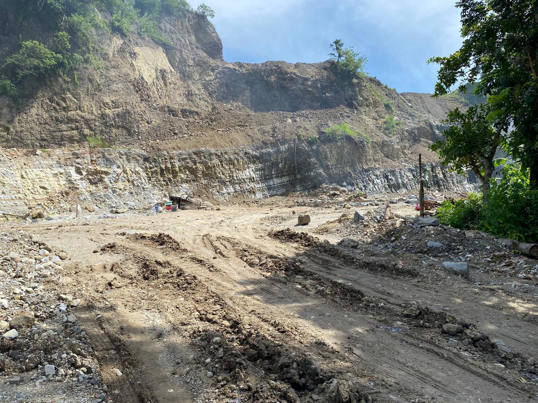 Lahan Kosong 12.545 Meter Persegi Cocok Untuk Kavling Perumahan Lokasi Banyakan Piyungan Bantul