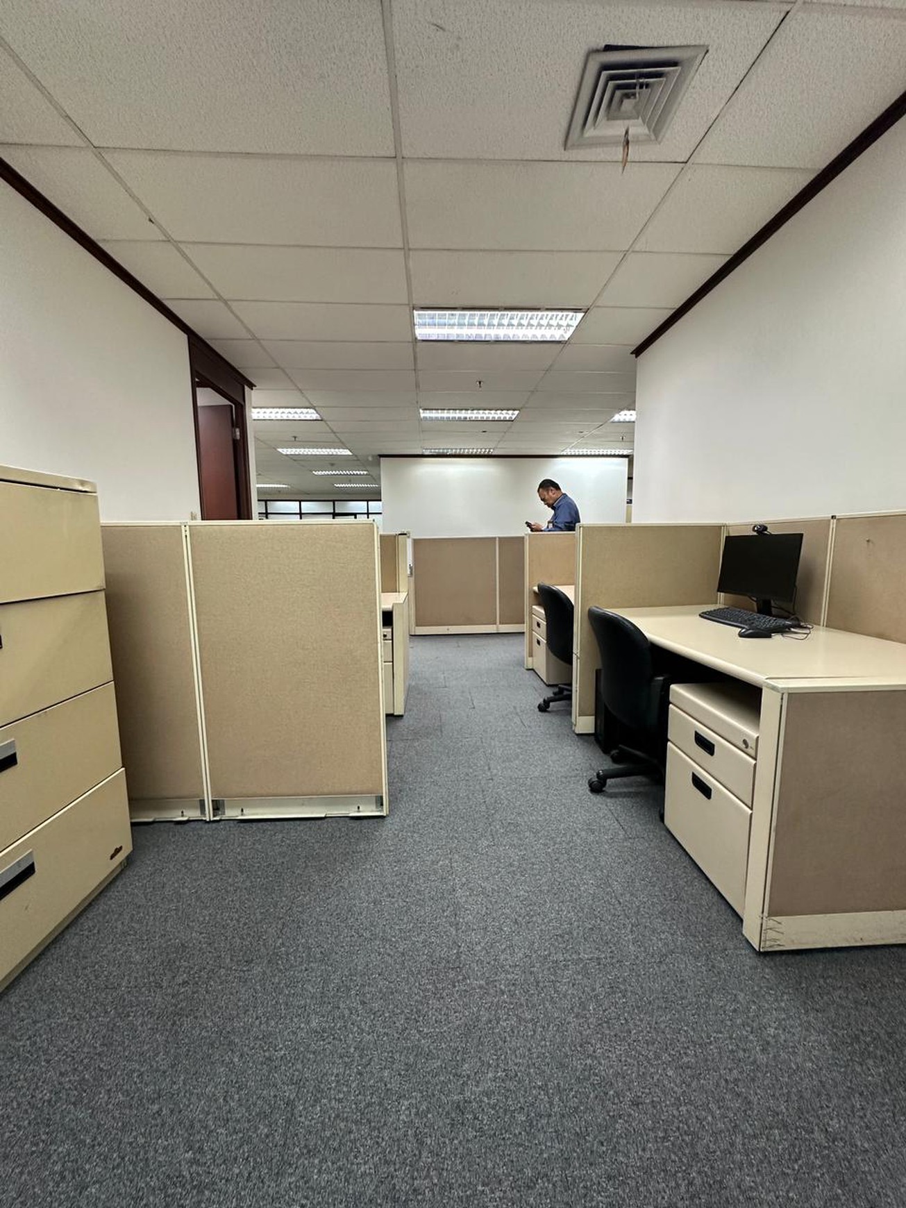 Dijual Ruang Kantor di Menara Batavia Lantai 21