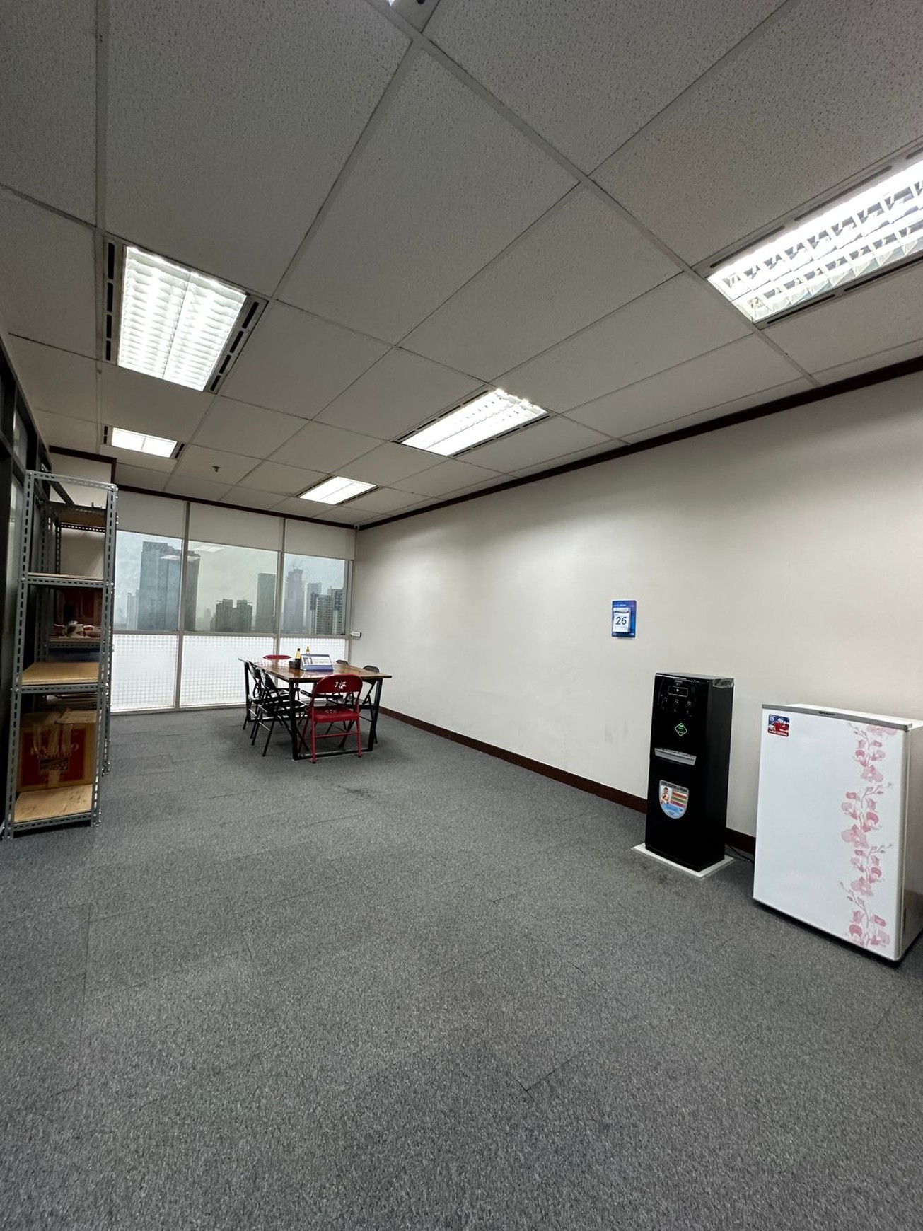 Dijual Ruang Kantor di Menara Batavia Lantai 21