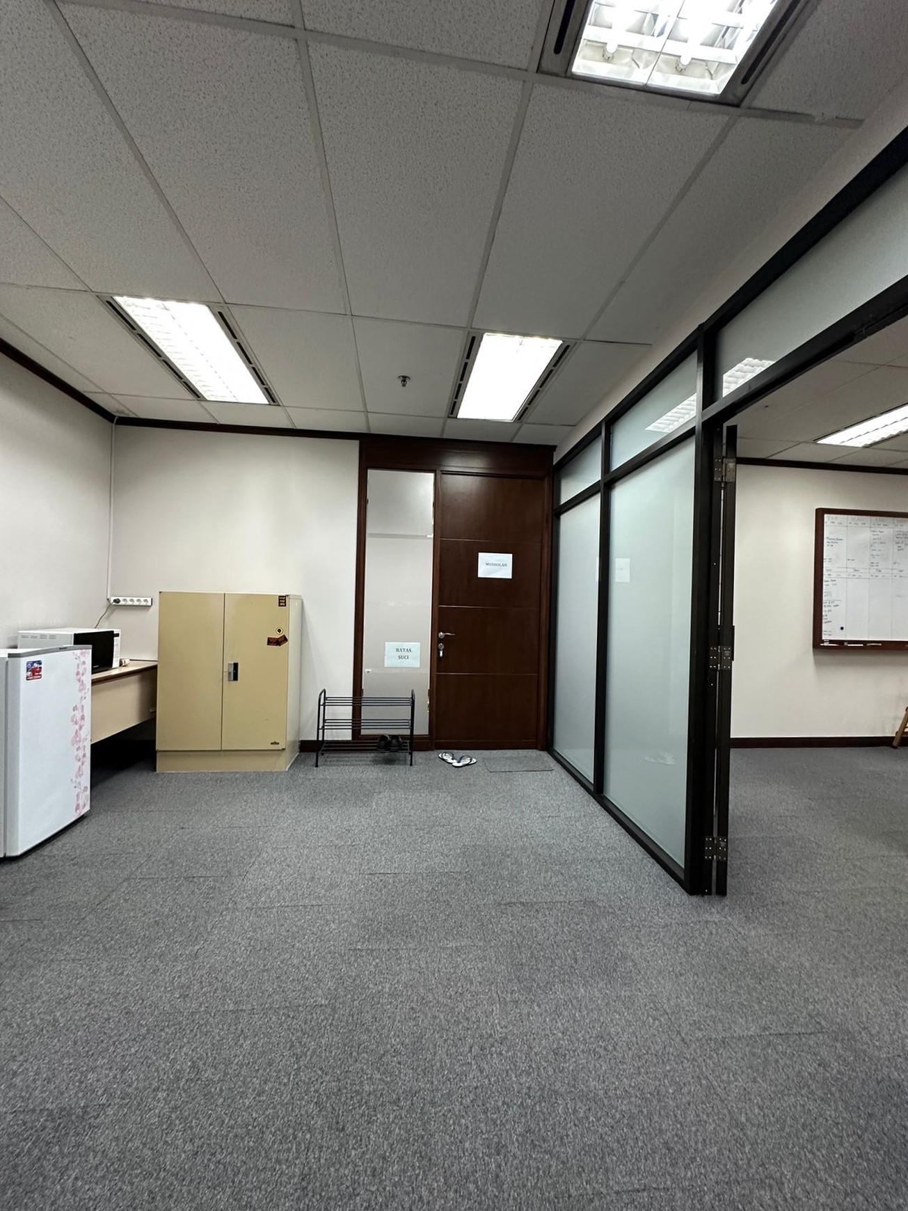 Dijual Ruang Kantor di Menara Batavia Lantai 21