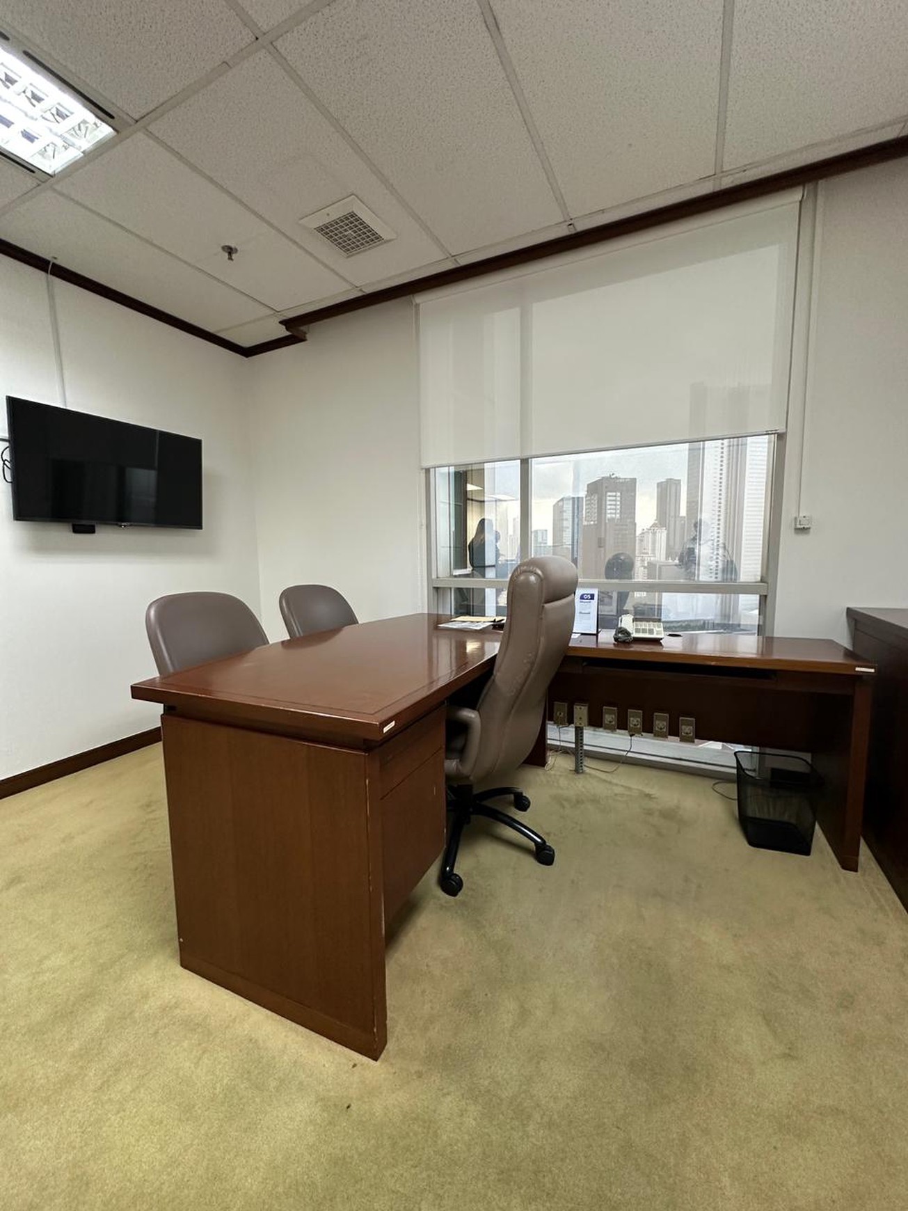 Dijual Ruang Kantor di Menara Batavia Lantai 21