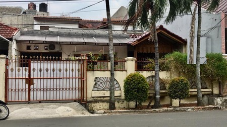 Rumah Asri, dan Nyaman di Larangan