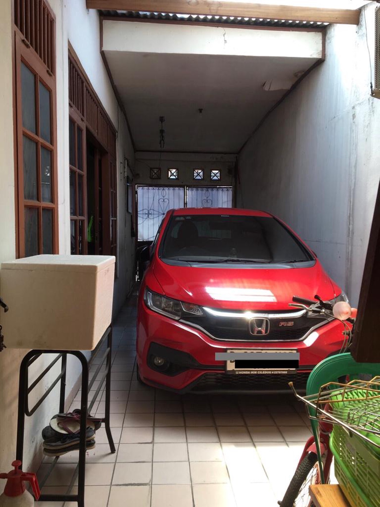 Rumah Asri, dan Nyaman di Larangan