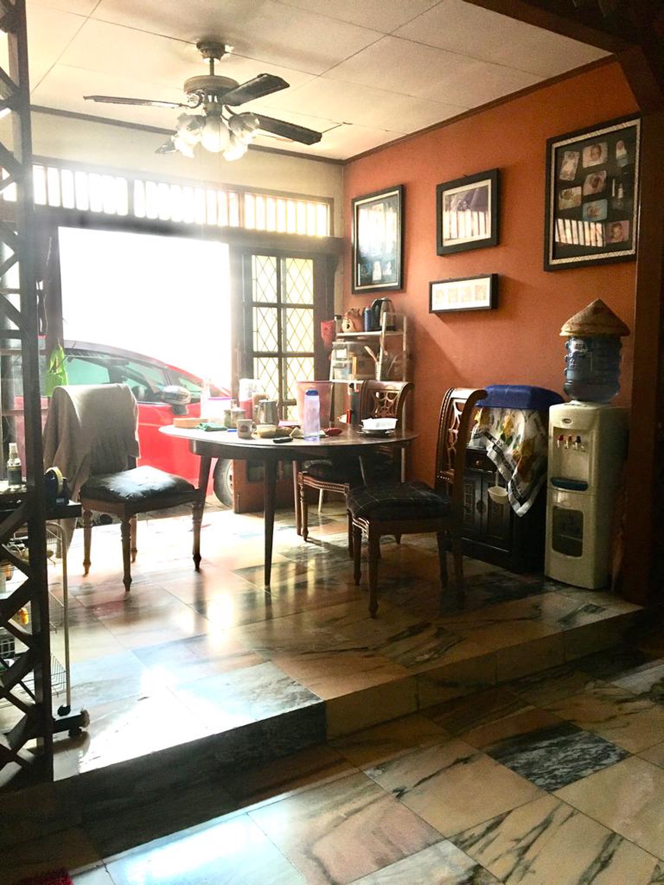 Rumah Asri, dan Nyaman di Larangan