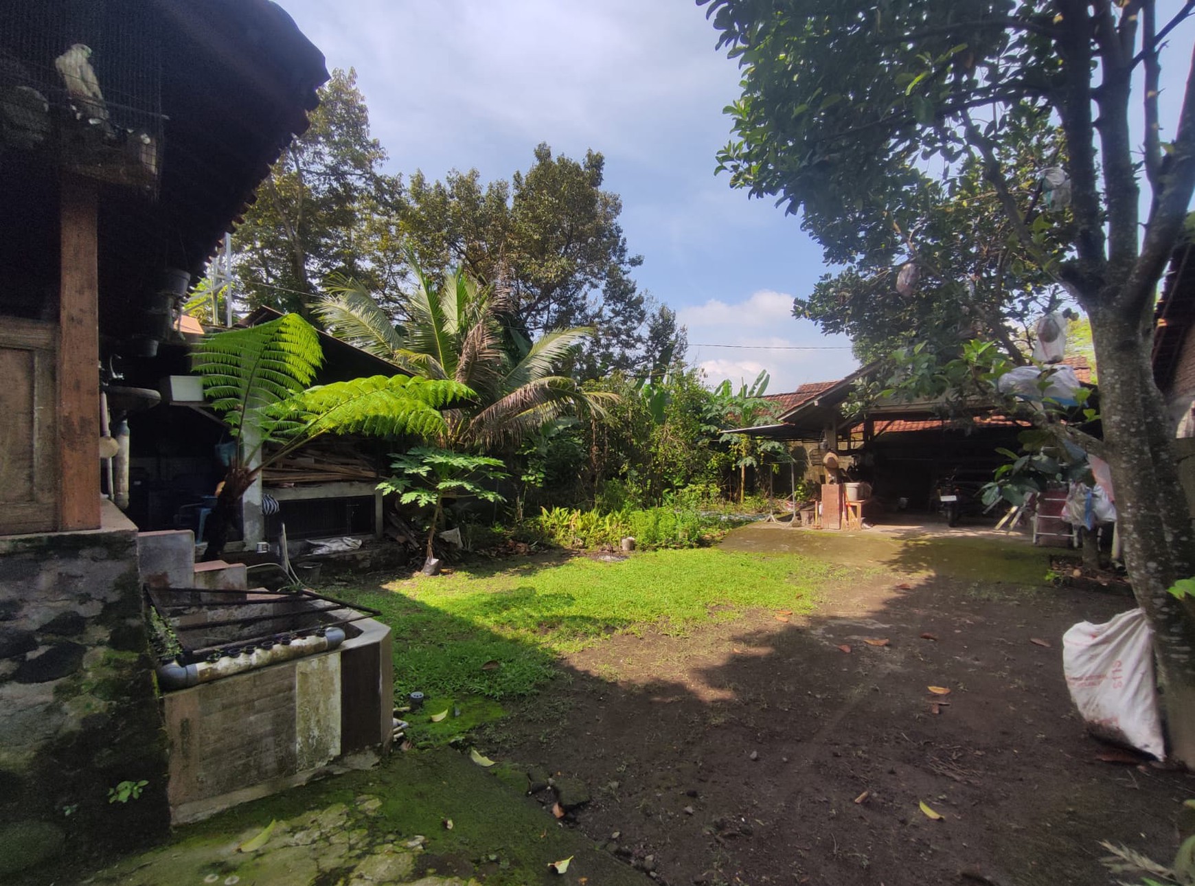 Rumah Klasik Semi Villa Lokasi Jalan Sleman-Turi Donokerto Sleman