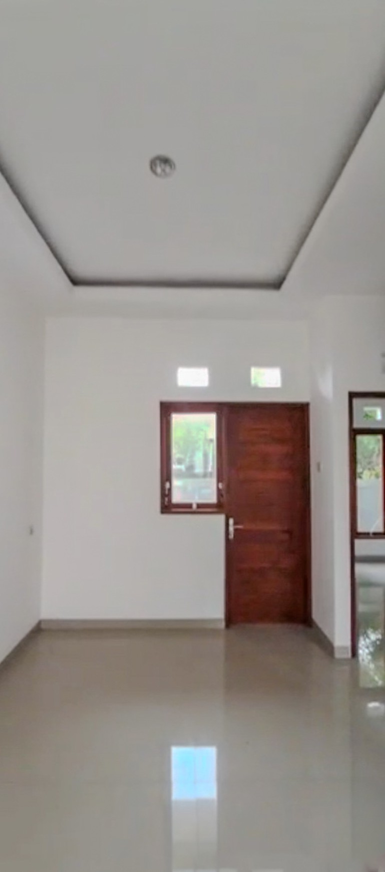 RUMAH BRAND NEW SIAP HUNI YANG MODERN, NYAMAN DI TENGAH KOTA JEMBRANA, BALI