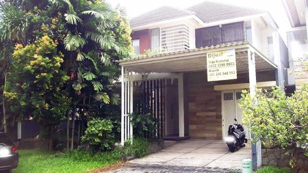 Rumah di Citraland Diamond Hill Surabaya Barat, Minimalis, 2 Lantai, Lingkungan Elit, Siap Huni