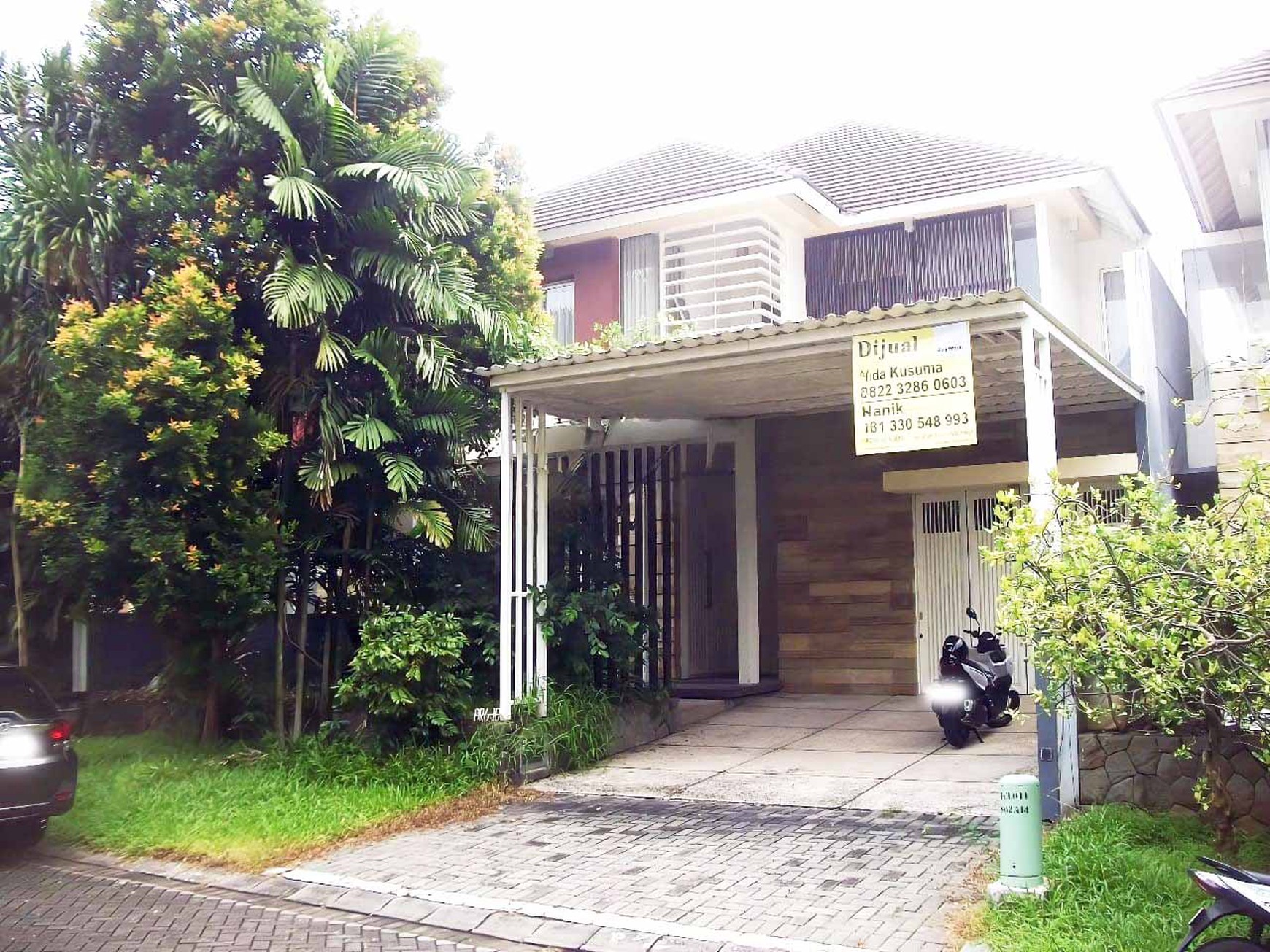 Rumah di Citraland Diamond Hill Surabaya Barat, Minimalis, 2 Lantai, Lingkungan Elit, Siap Huni