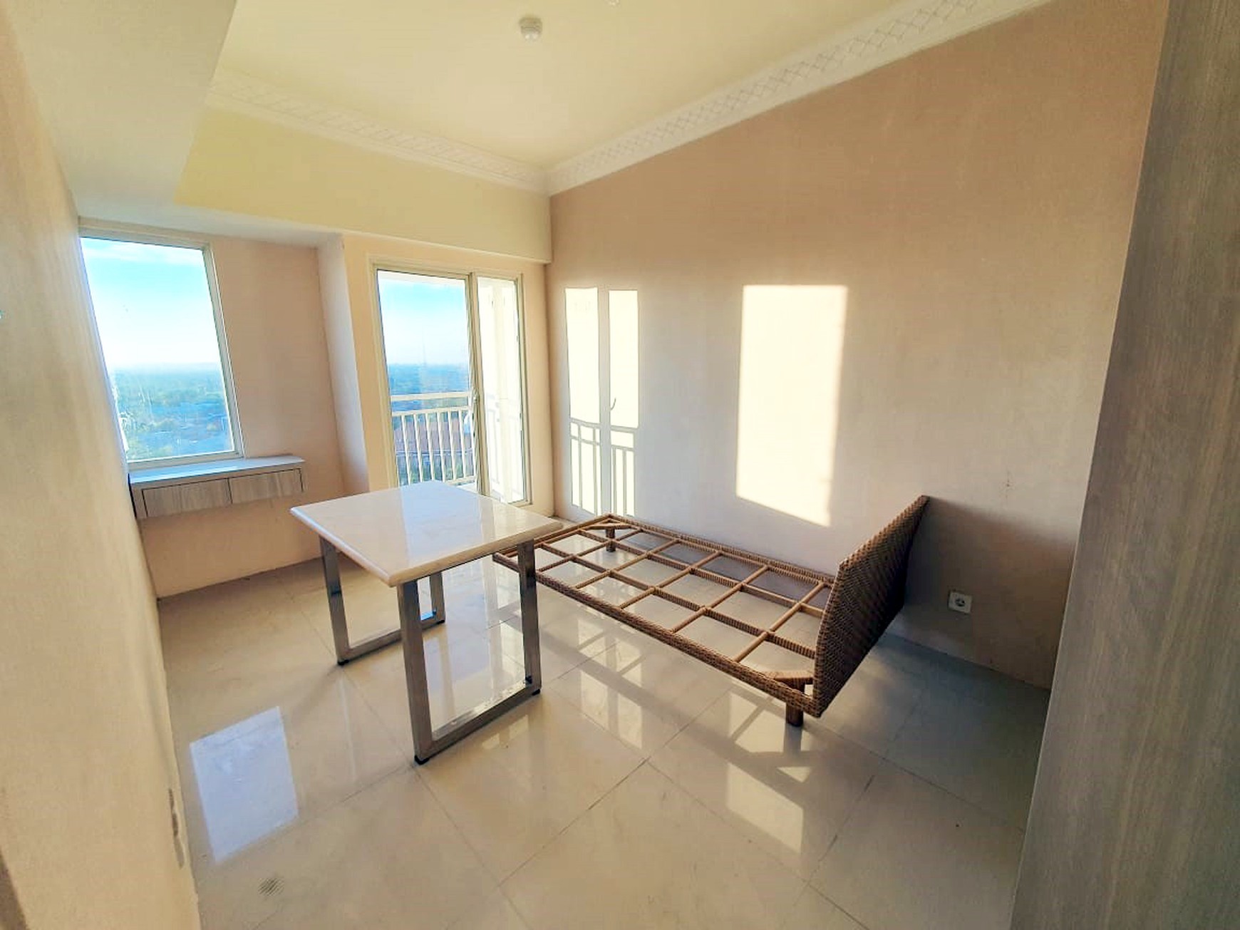 Apartemen Supermall Tanglin 2 BR Kosongan View City