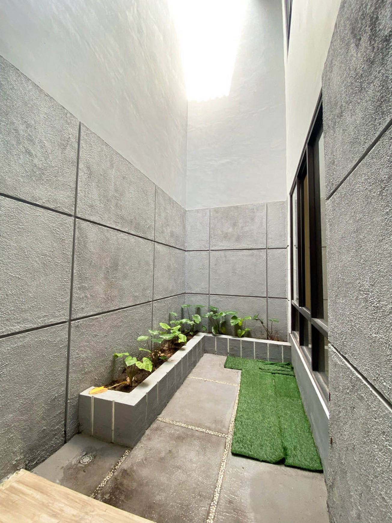 Rumah Baru Gress di Kebraon Manis Utara Surabaya Barat Minimalis Modern 2 Lantai... SIAP HUNI