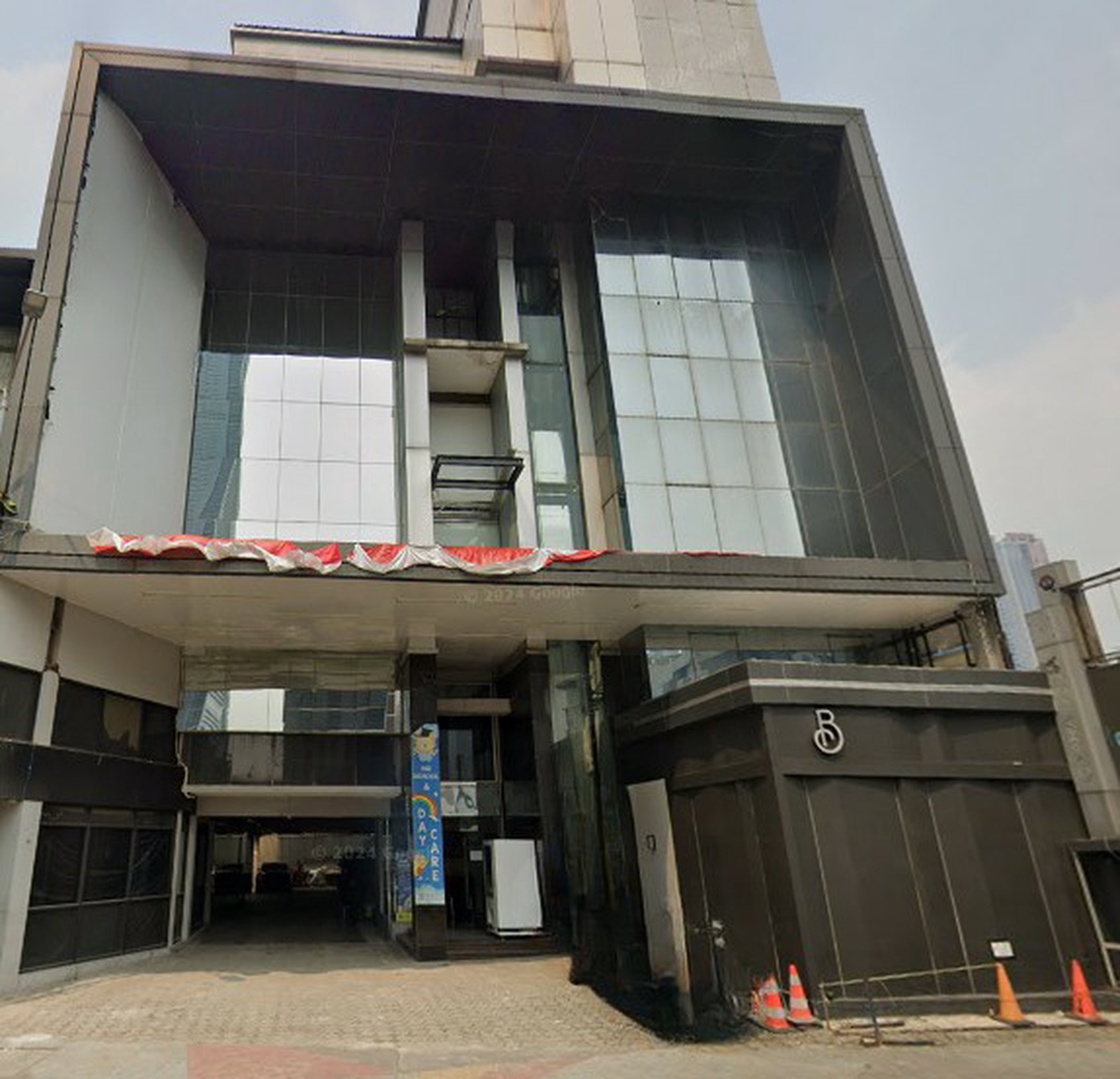 Di sewa Office Space Strategis di jalan  blora