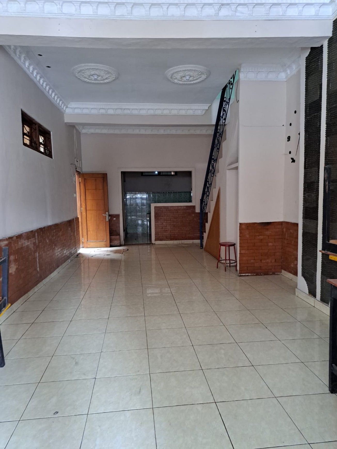 Disewakan Ruko 2 Lantai Lokasi Strategis Dekat Kampus UGM
