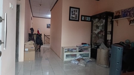 Di Jual Rumah lokasi di Komp Mahkota Simpruk Jl. Mahkota  Peninggilan, Ciledug. Tangerang Selatan