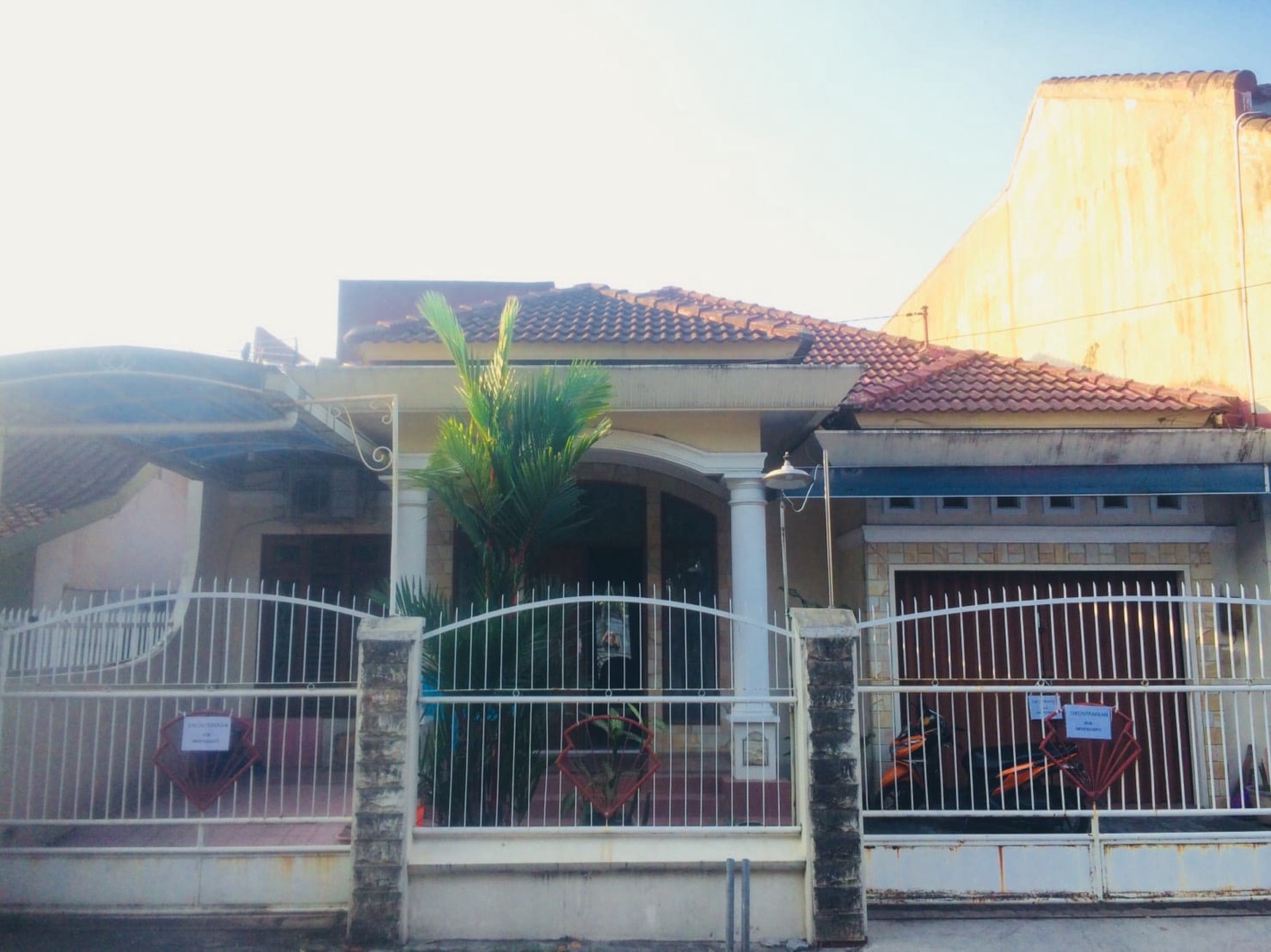 Rumah Dalam Perumahan APH Dekat Kampus Lokasi Seturan Depok Sleman