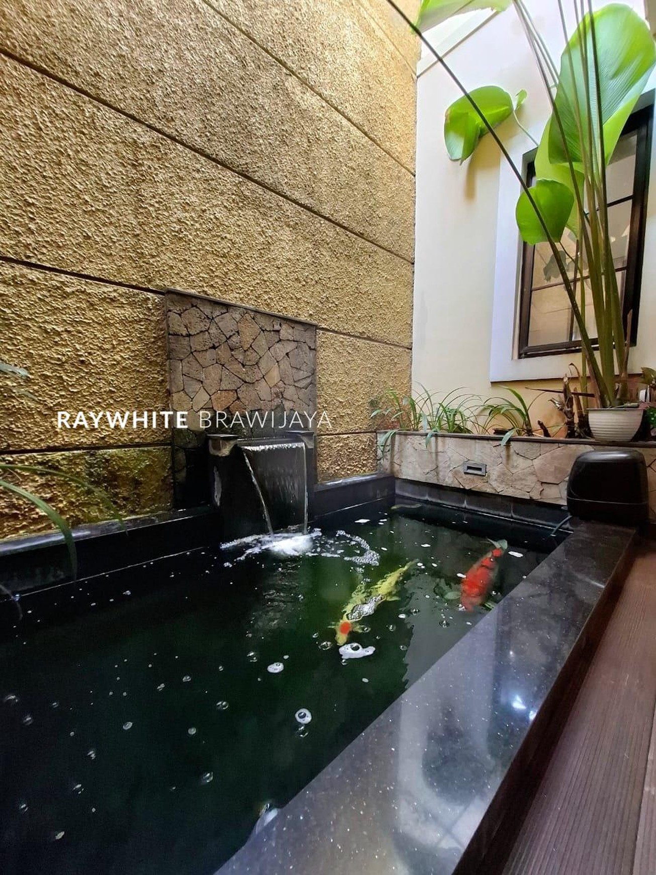 Rumah Minimalis Modern Royal Village Serpong Tangsel