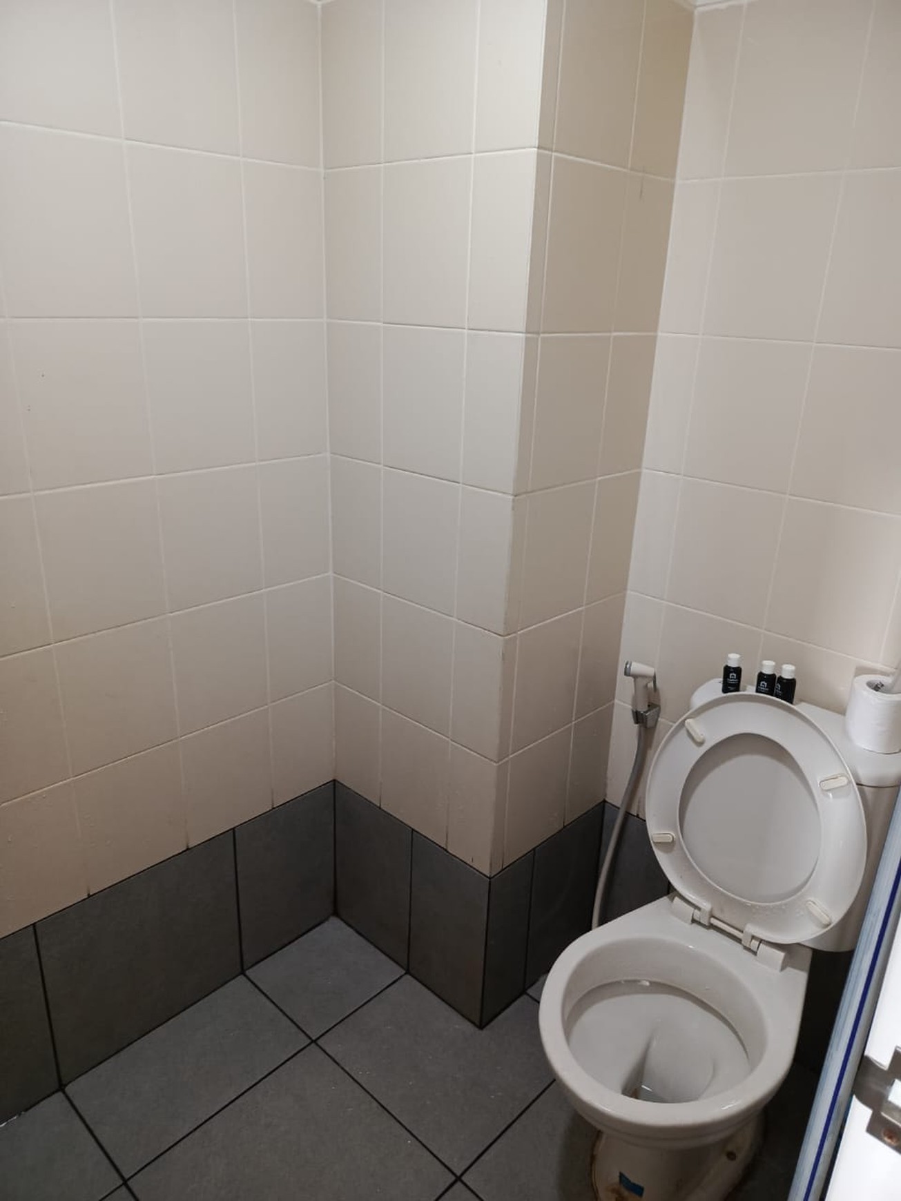Apartemen Siap Huni dengan Fasilitas Lengkap @Apartemen Akasa