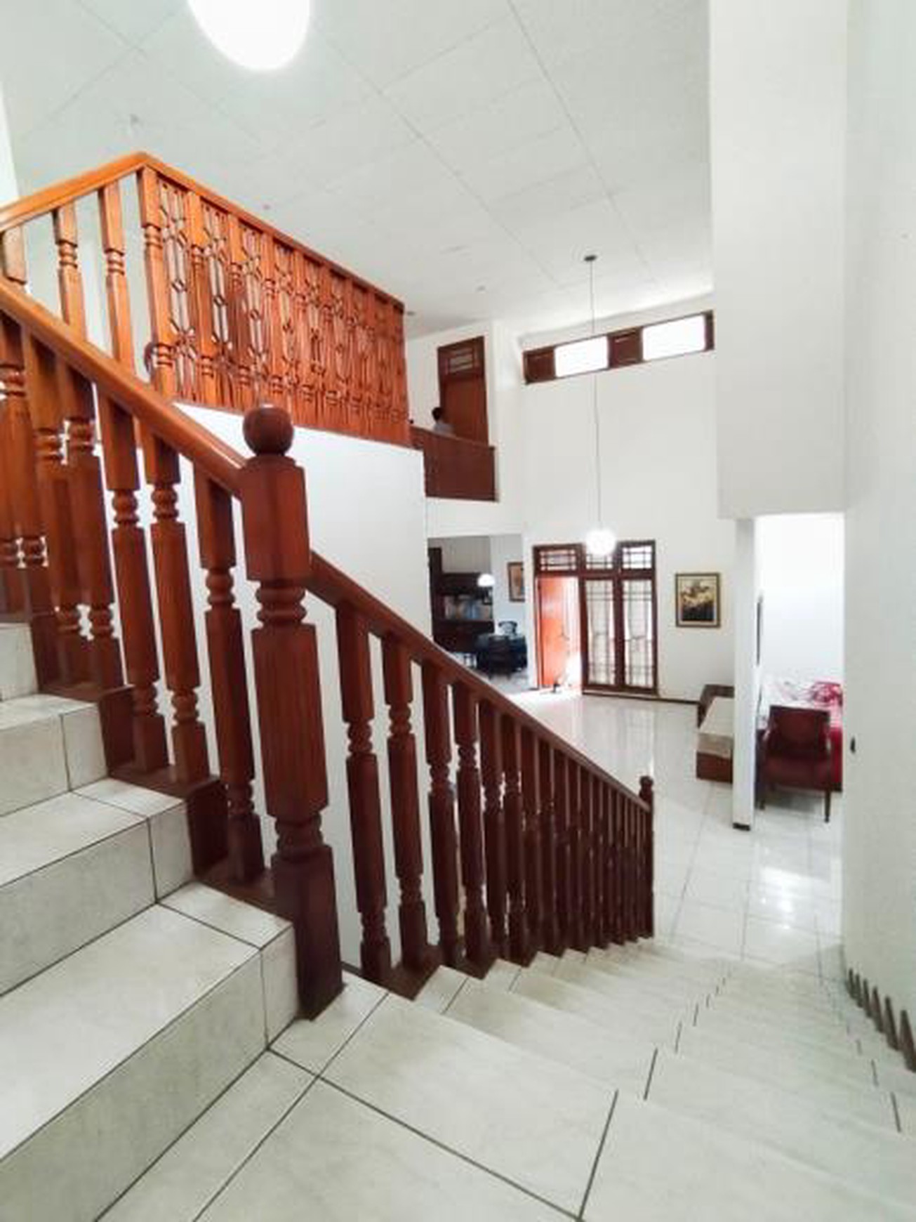 Rumah Hitung Tanah Di Lokasi Yang Strategis Dan Tenang Dekat Stasiun MRT Di Cipete