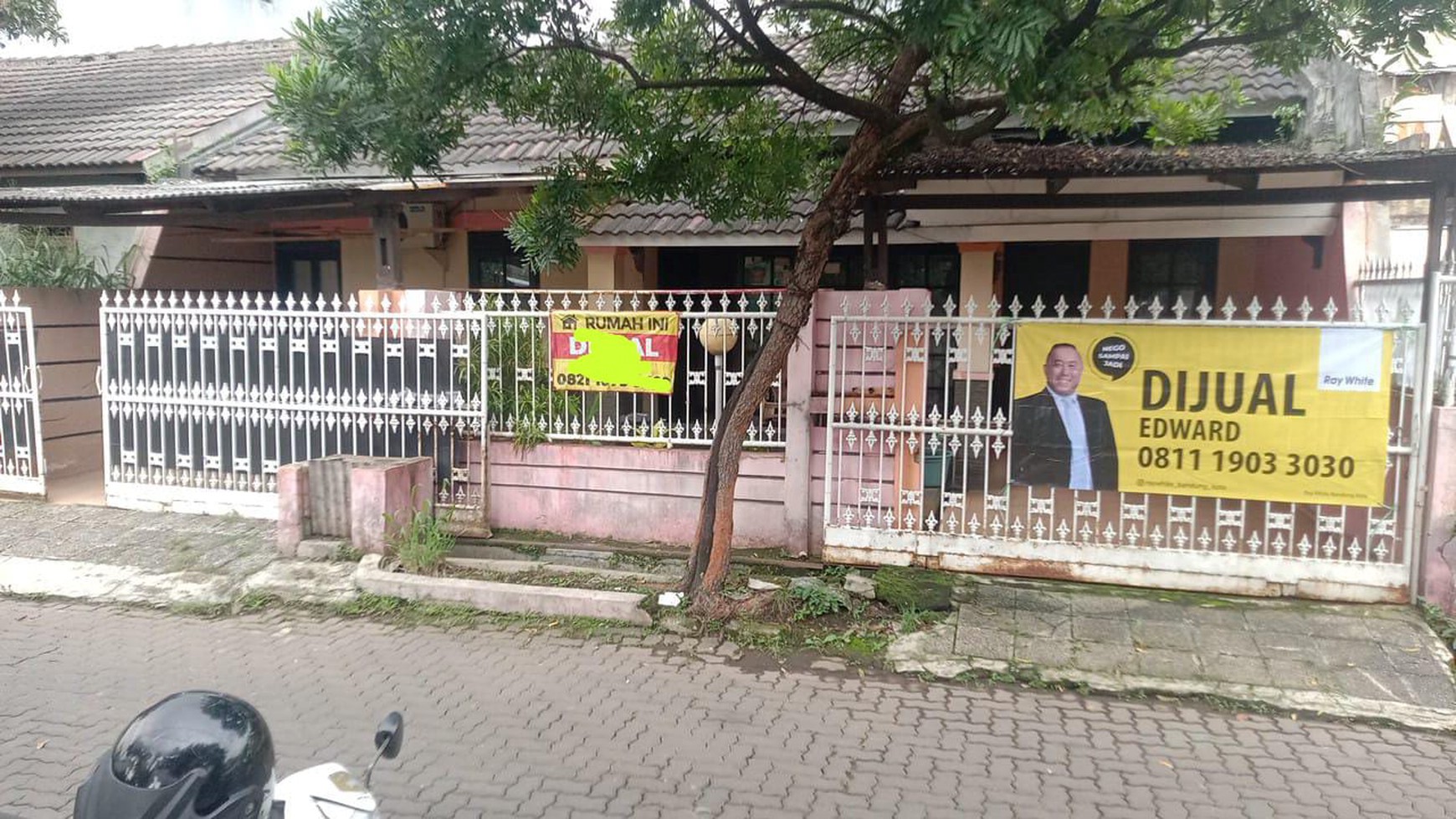 DIJUAL RUMAH+FURNISH NYAMAN LOKASI STRATEGIS DIKOTA BANDUNG