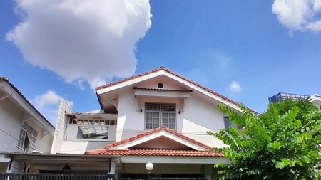 Rumah Sektor 9 Bintaro dekat dg area kuliner Freshmarket...