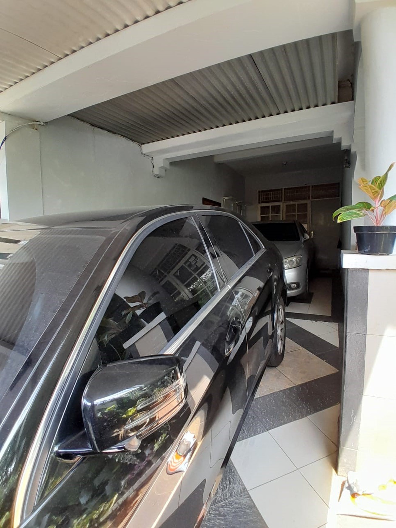 Rumah Sektor 9 Bintaro dekat dg area kuliner Freshmarket...