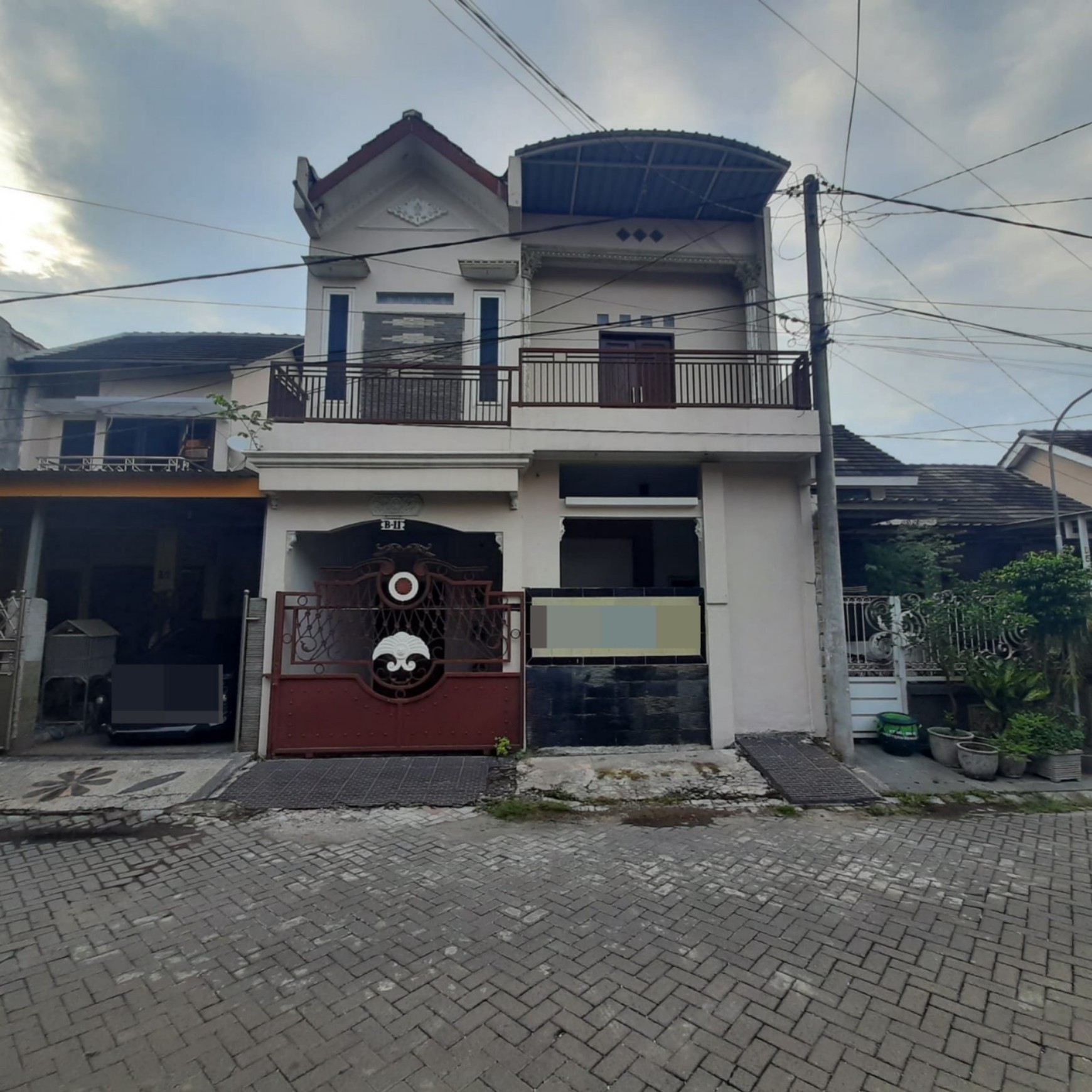 Lelang Rumah Western Regency, Benowo, Surabaya