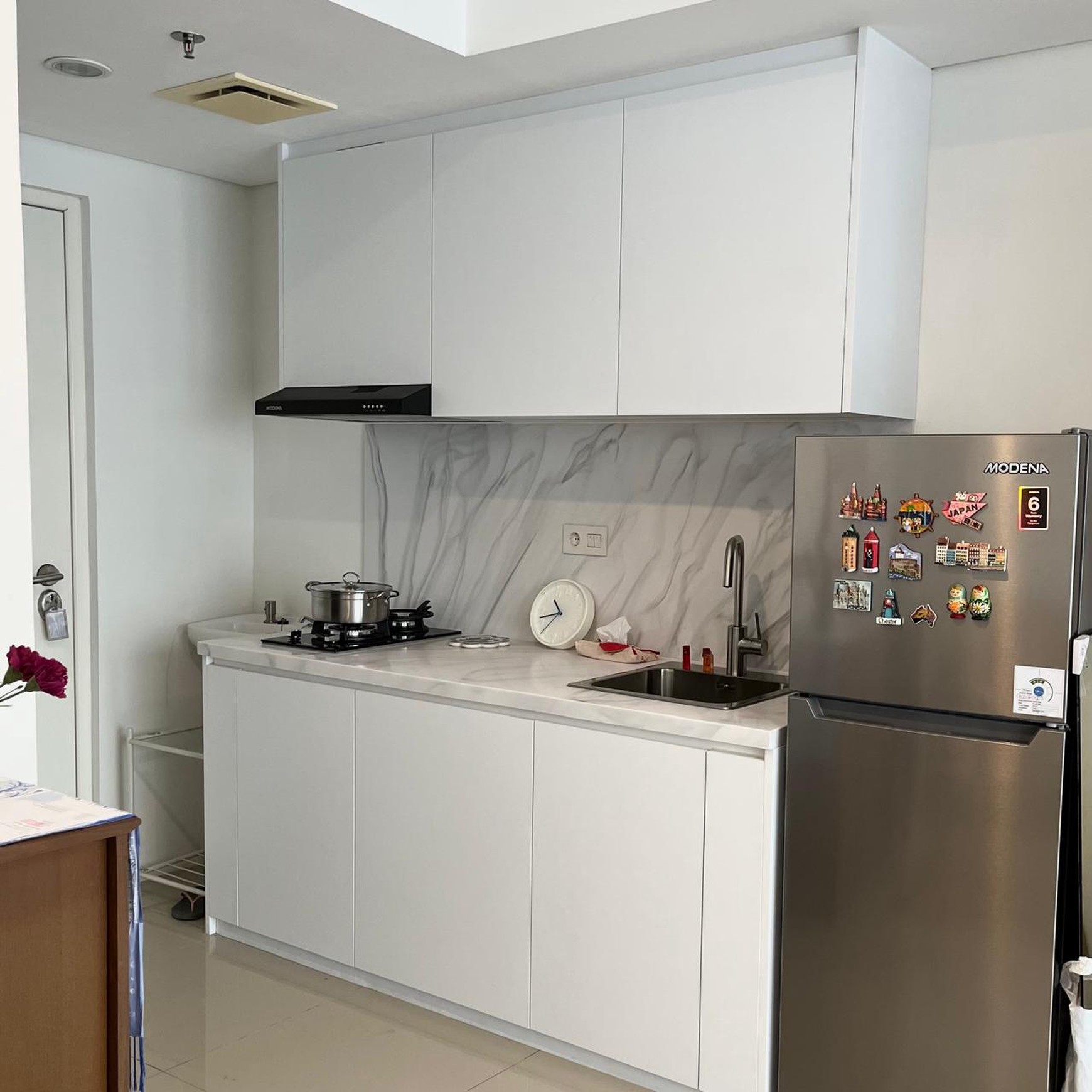 Sewa Apartemen Breeze di tempat yang sangat strategis Bintaro
