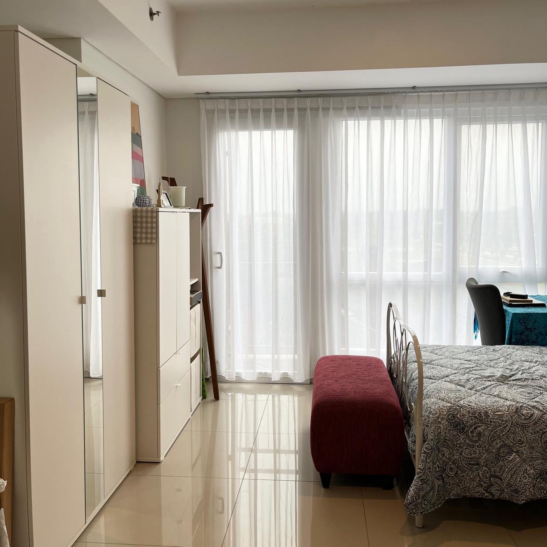 Sewa Apartemen Breeze di tempat yang sangat strategis Bintaro