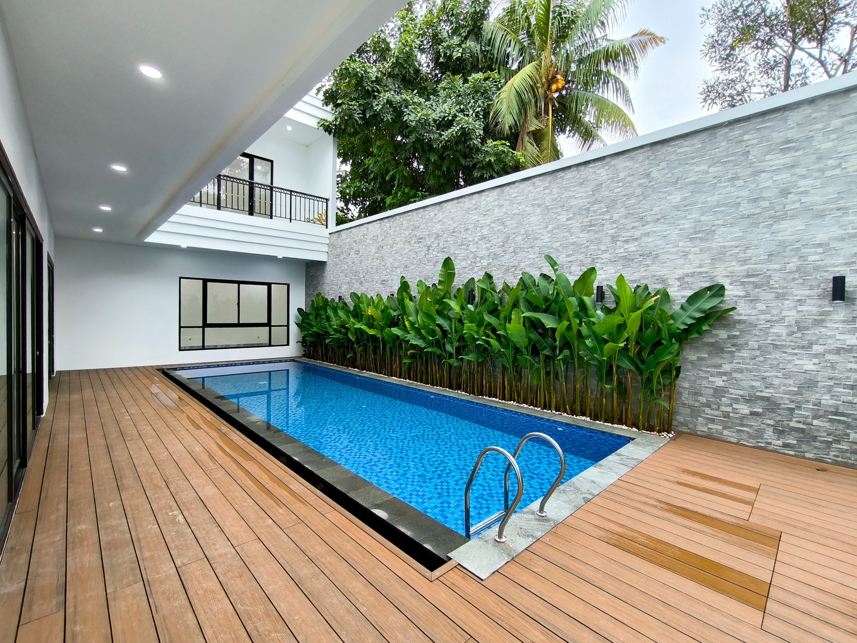Rumah Brand New Hoek Modern di River Park Bintaro Jaya