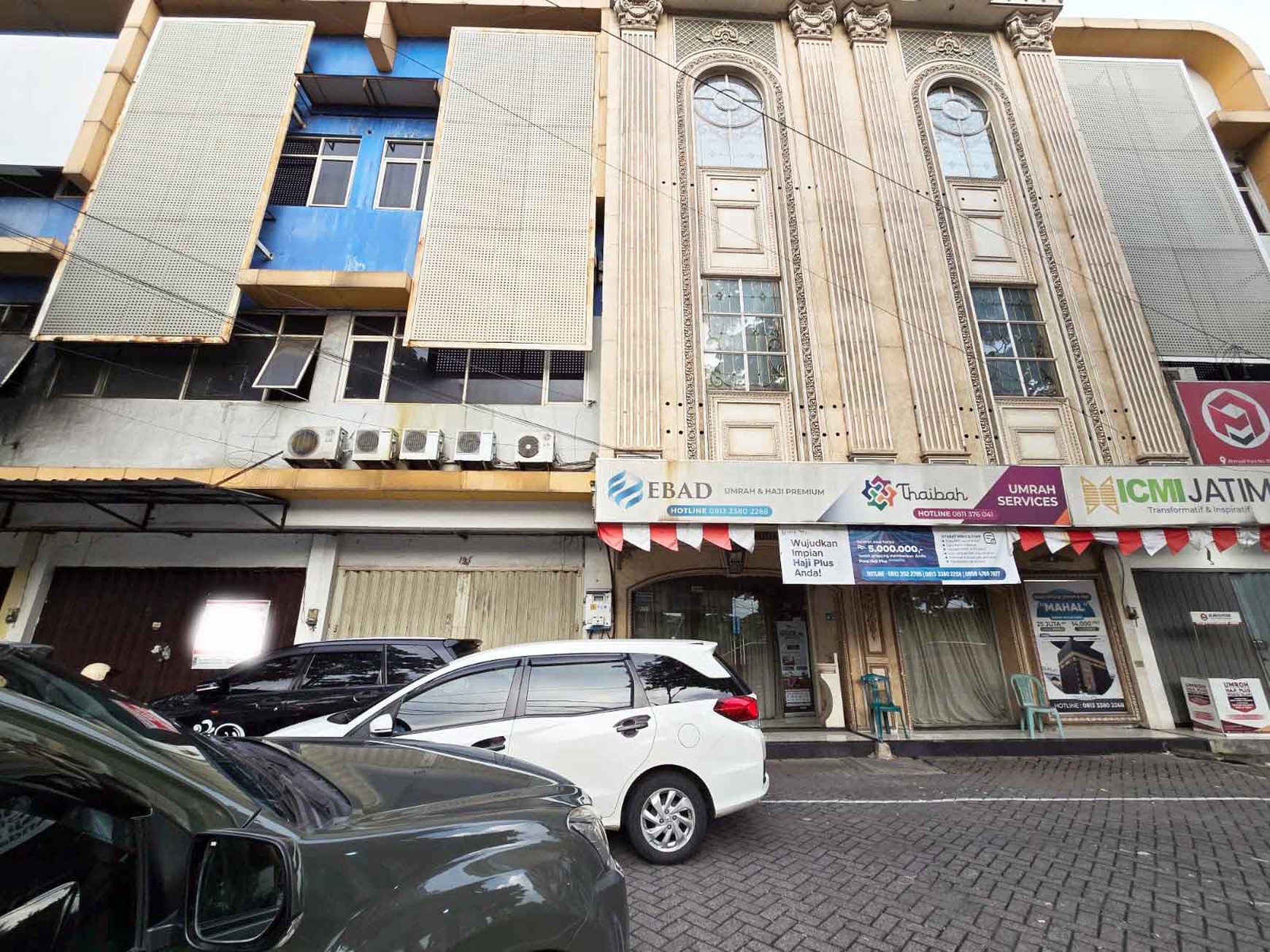 Ruko di Jl. Ahmad Yani ( Frontage ) Surabaya Selatan, Strategis, Siap Pakai