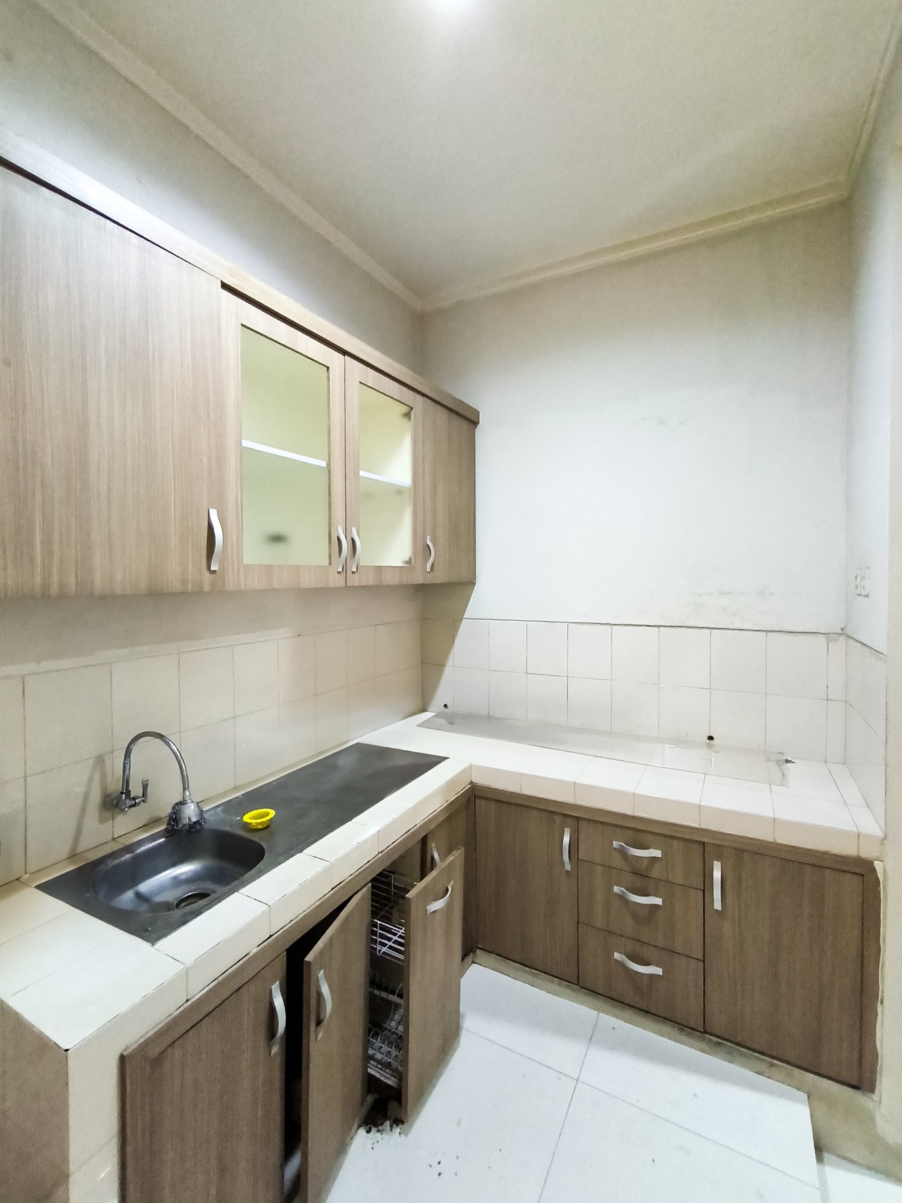 Rumah Bagus Di Discovery Eola Bintaro Jaya Sektor 9