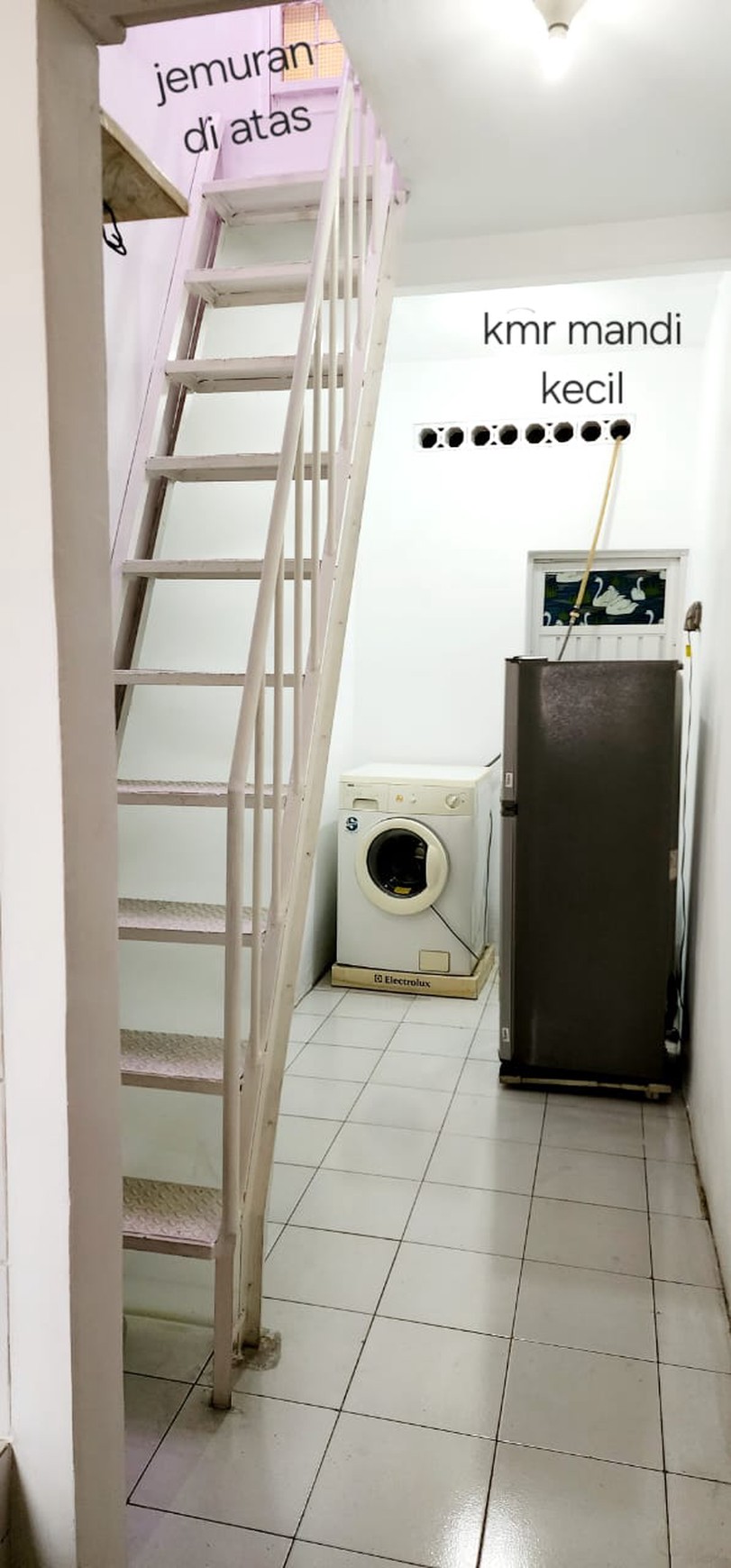 Rumah Minimalis di Mertilang Bintaro Jaya