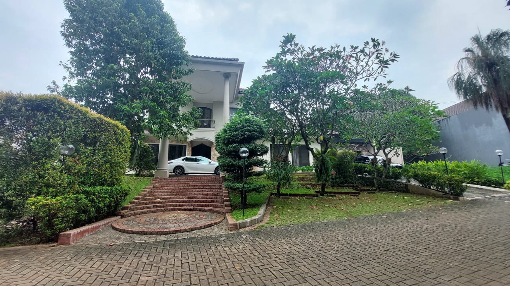 Rumah Bagus, Asri dalam Cluster keamanan 24 jam di Bintaro Sektor 9