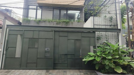 Rumah Mewah dijual di Pondok Indah - Elegan, luas dan siap Huni