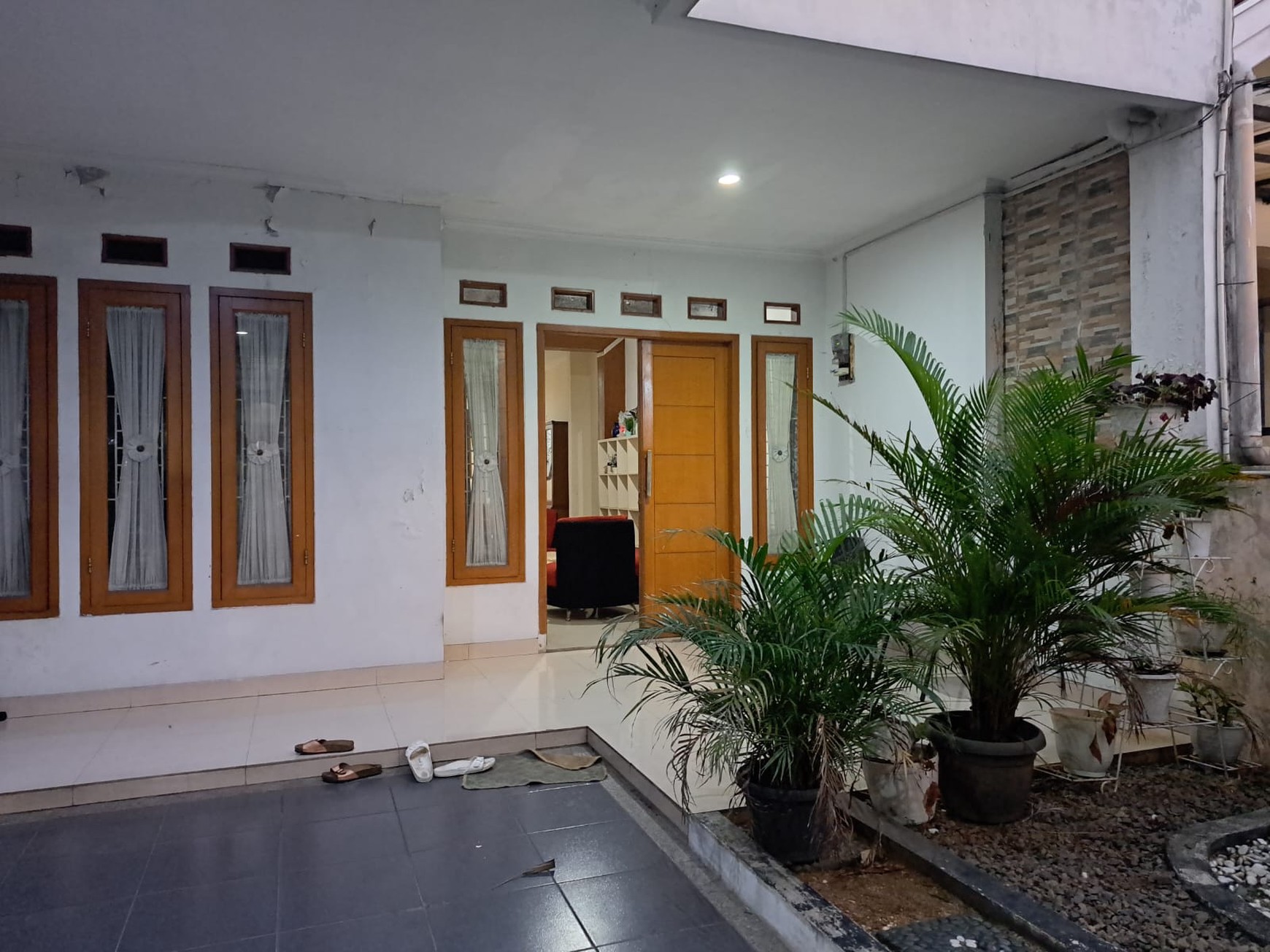 Rumah 2 lantai Griya Jakarta Pamulang Tangerang Selatan