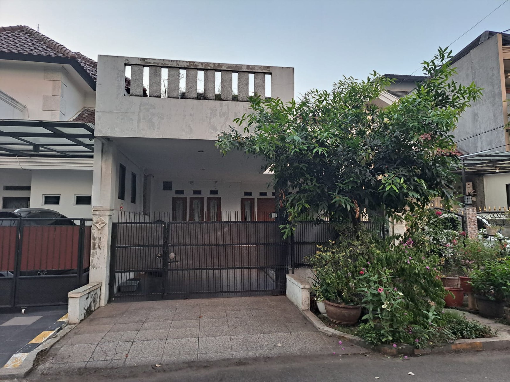 Rumah 2 lantai Griya Jakarta Pamulang Tangerang Selatan