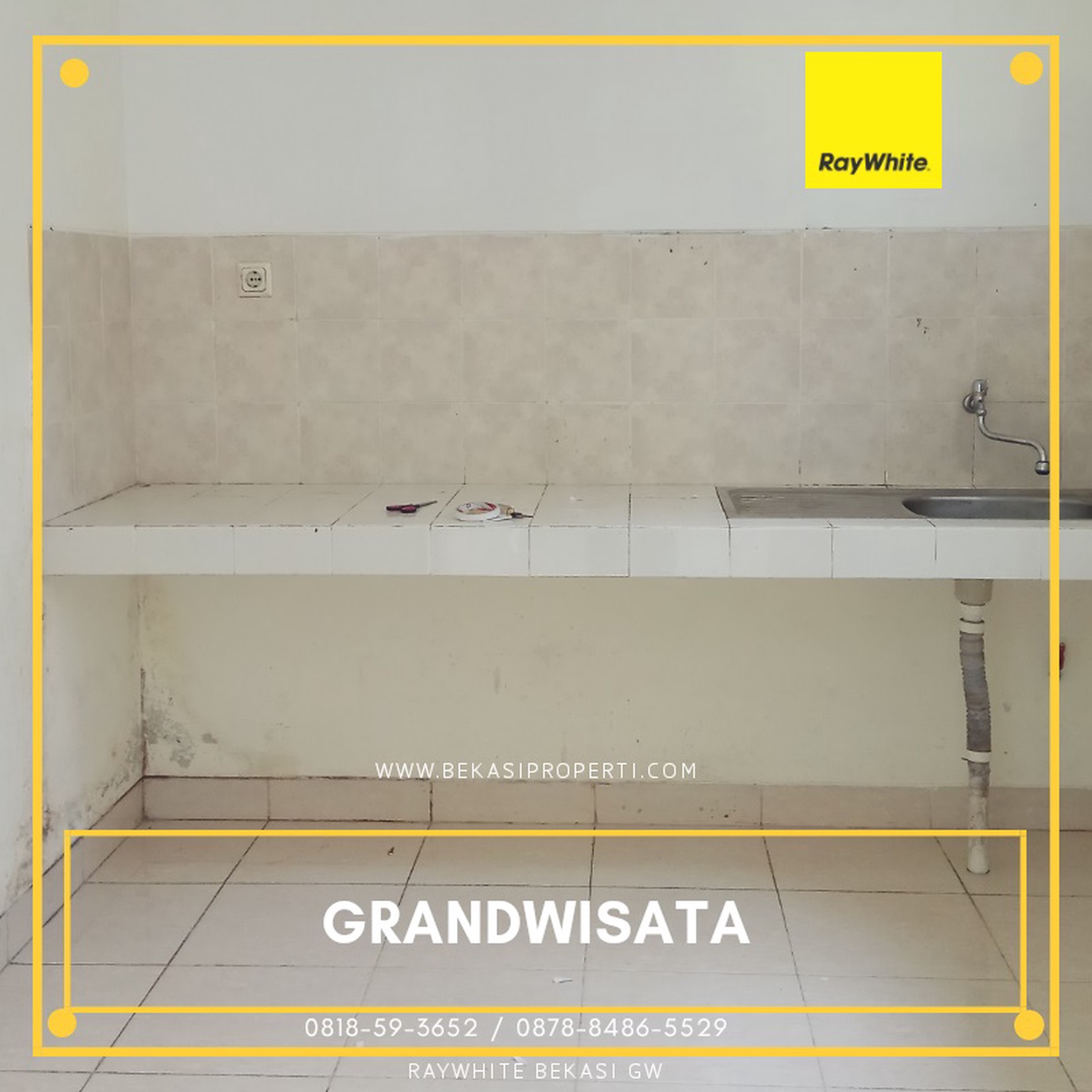 Disewakan rumah 2lantai depan taman di cluster  grandwisata bekasi.