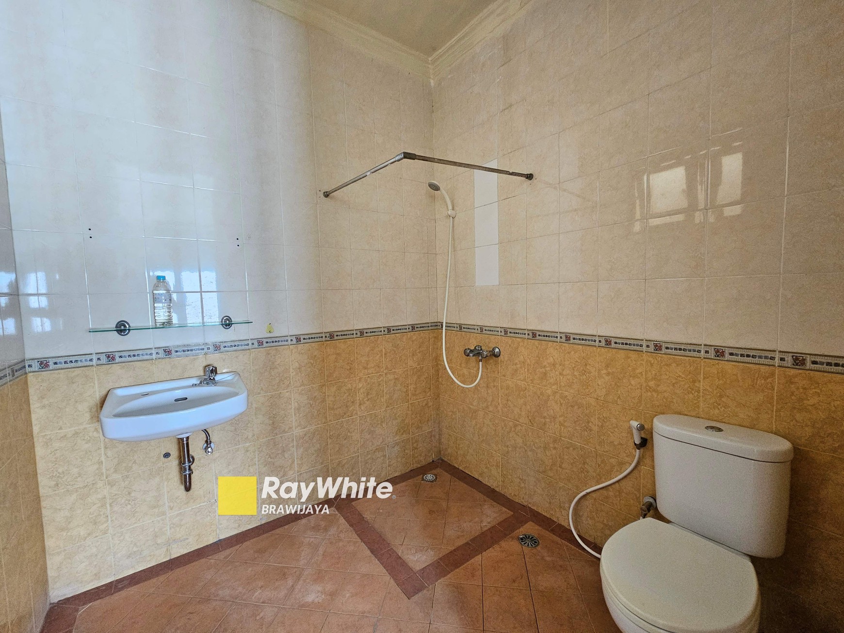 Townhouse di Warung Buncit, Jakarta Selatan, bisa sewa buat kantor