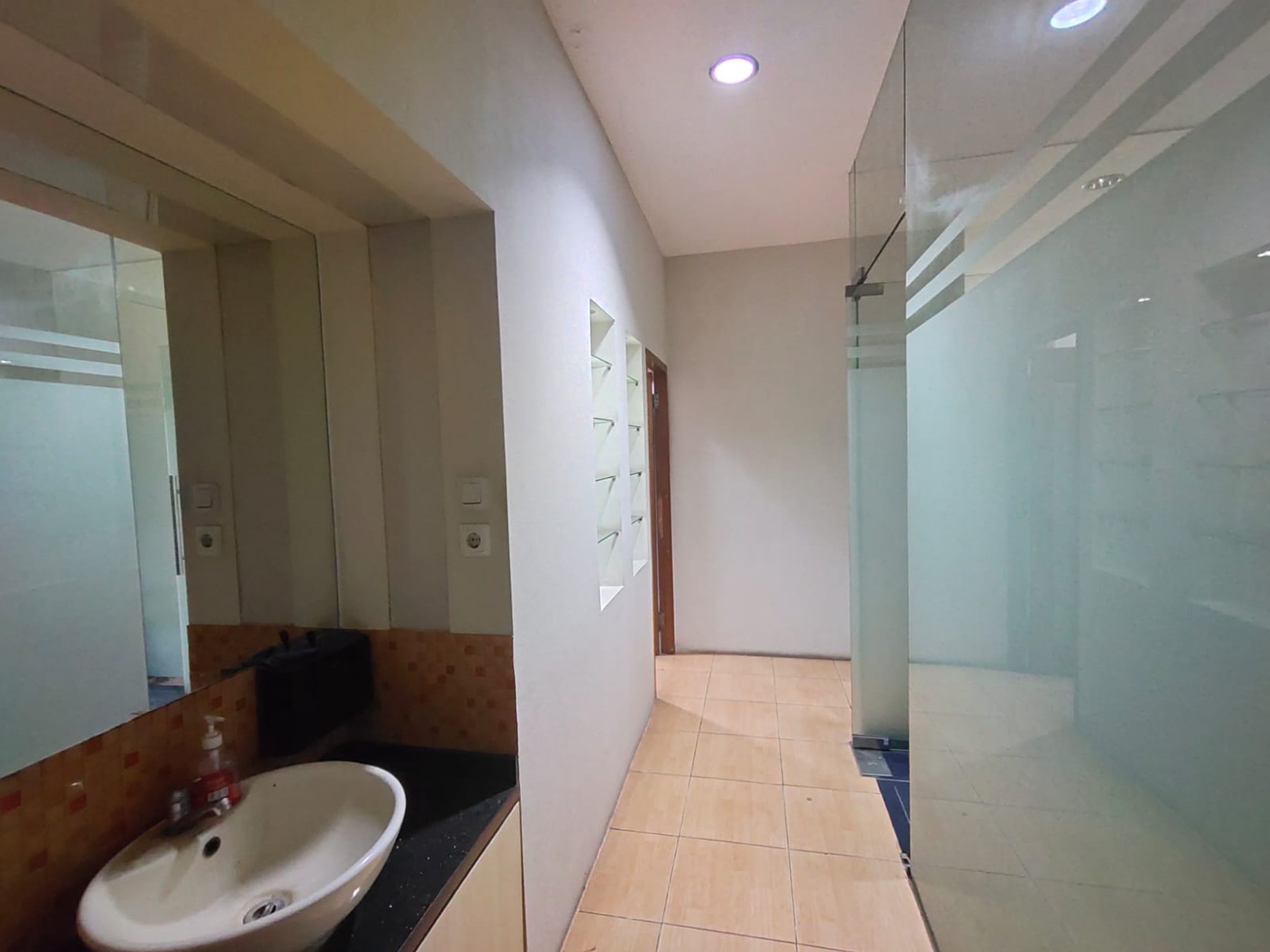 Rumah Hitung Tanah Area Cipete