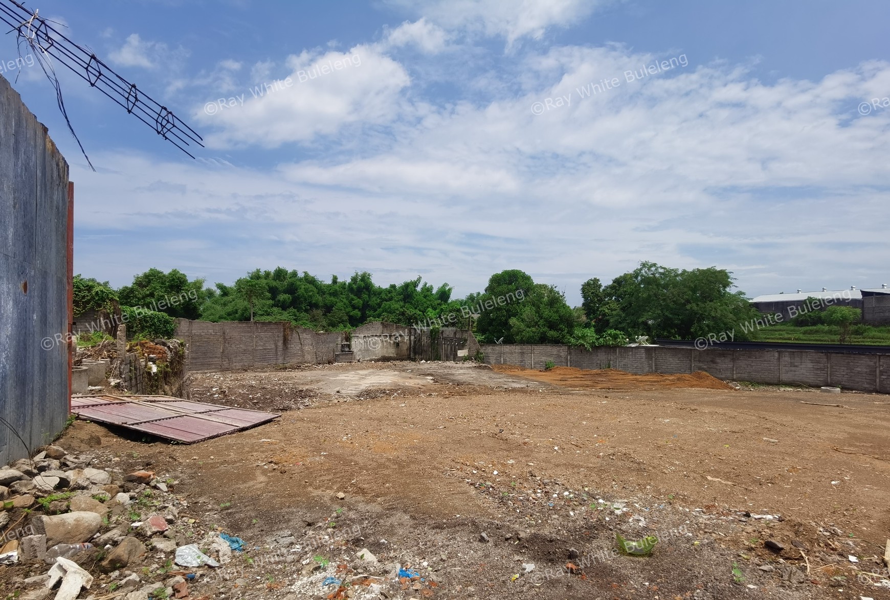 BIG PLOT OF LAND FOR SALE
