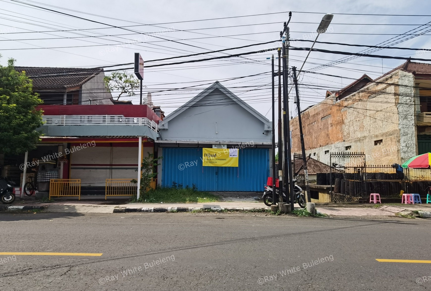 SHOP NEXT TO MAIN PROVINCE ROAD FOR SALE.