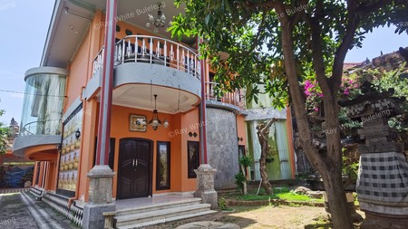 A Nice Spacious House Near Beach 