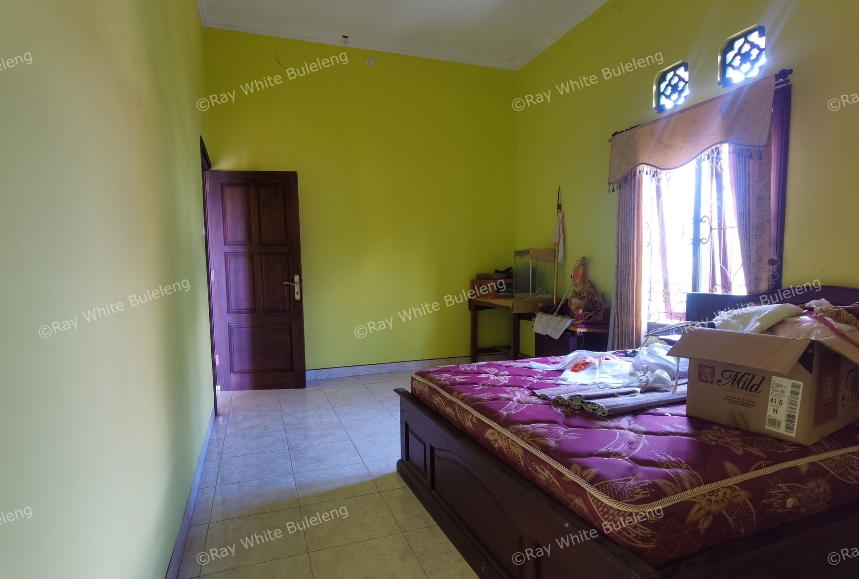 A Nice Spacious House Near Beach