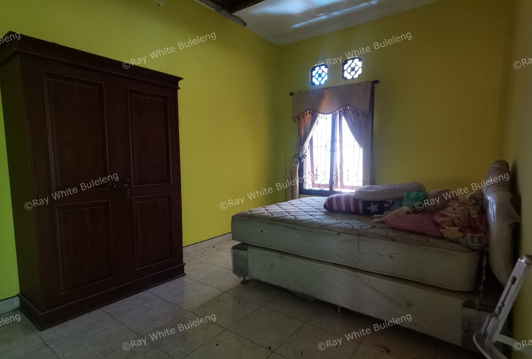 A Nice Spacious House Near Beach